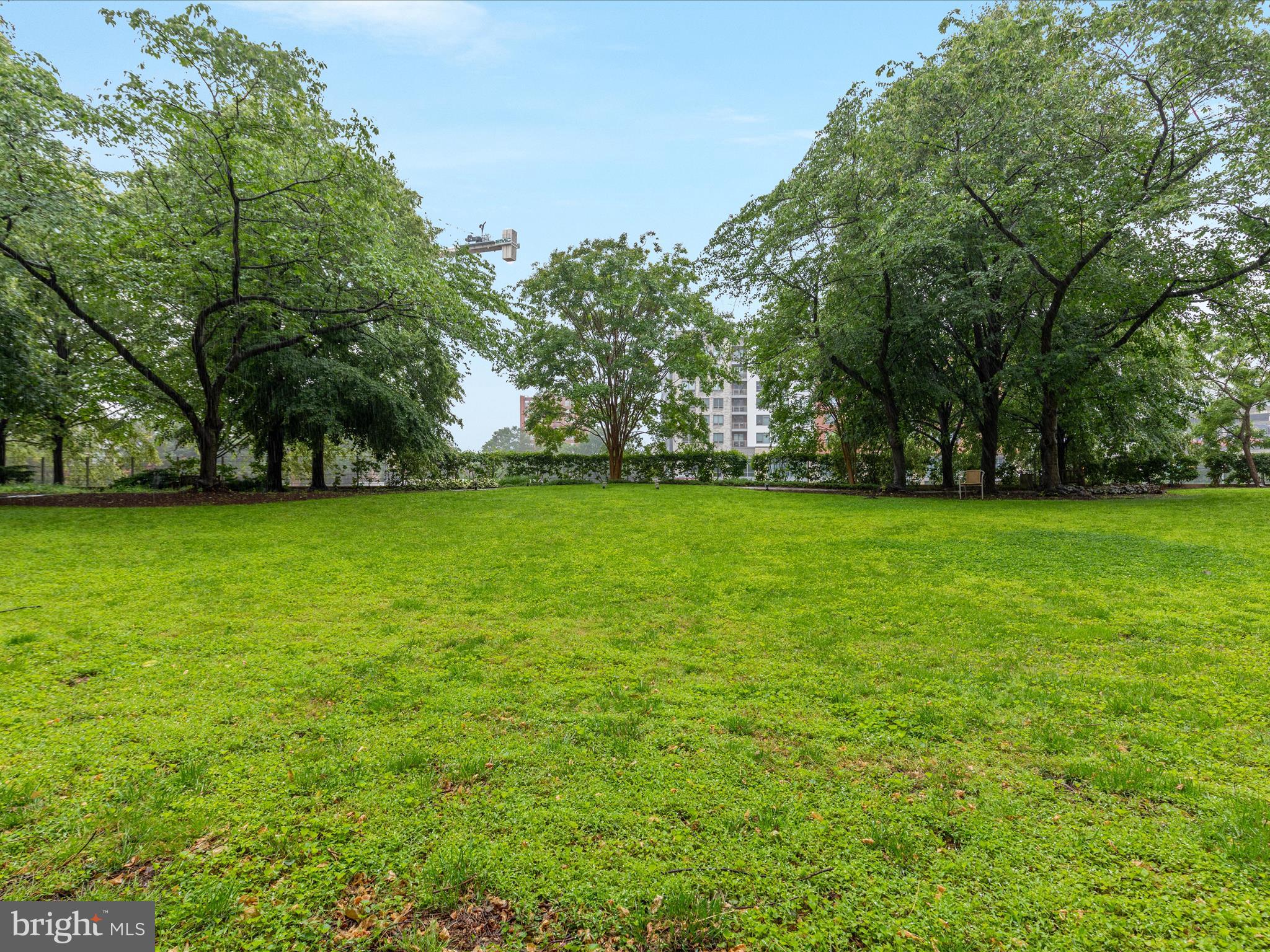 HYDE PARK - Residential