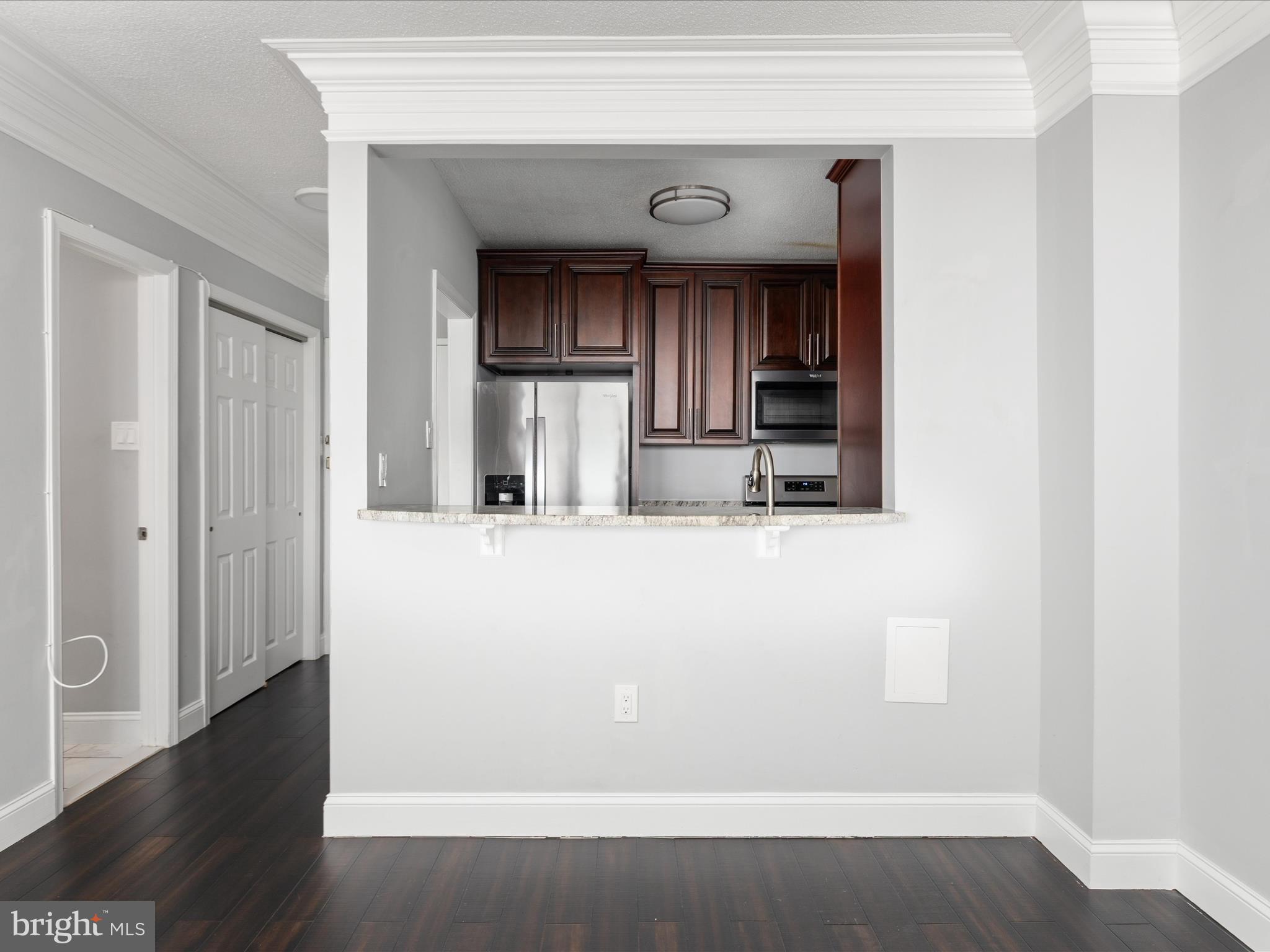 HYDE PARK - Residential