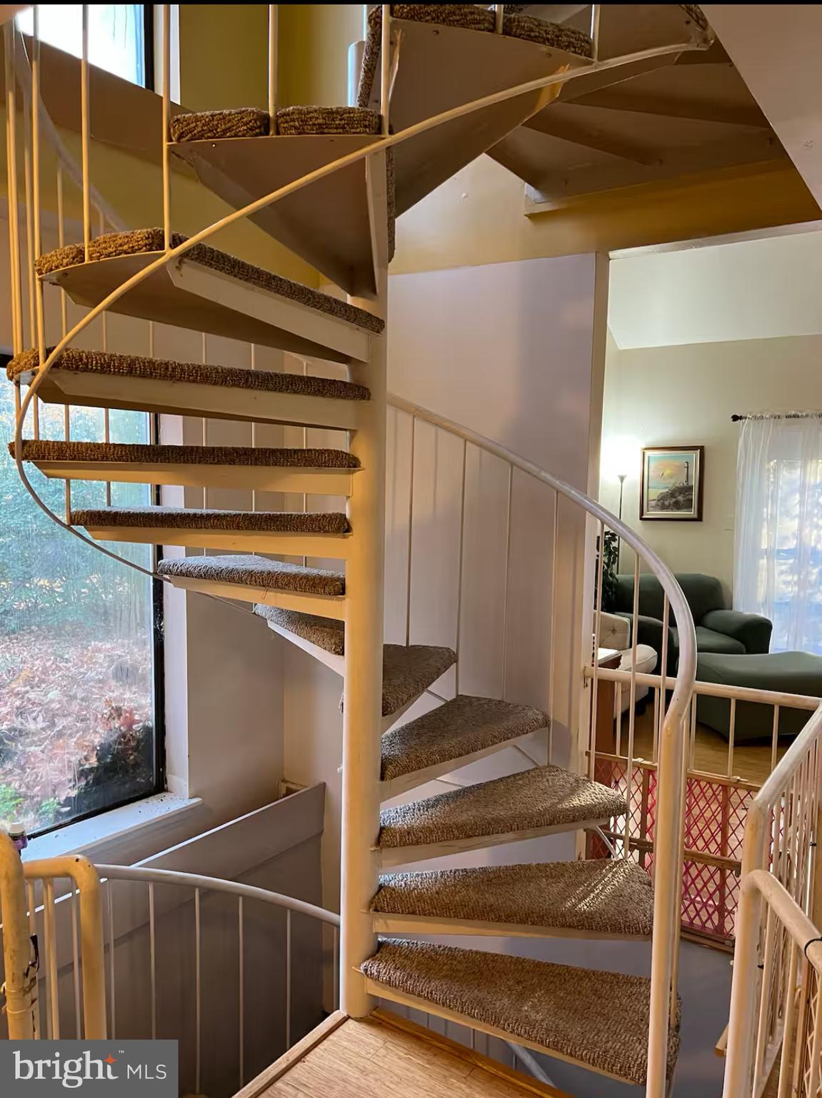 LONG BEACH - Residential