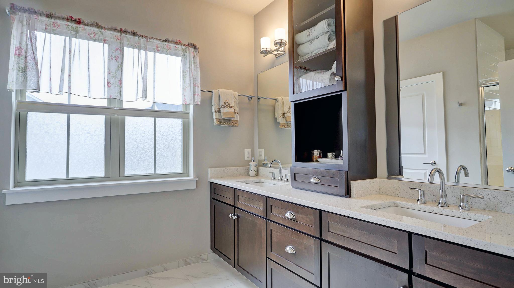 CREST OF ALEXANDRIA - Residential