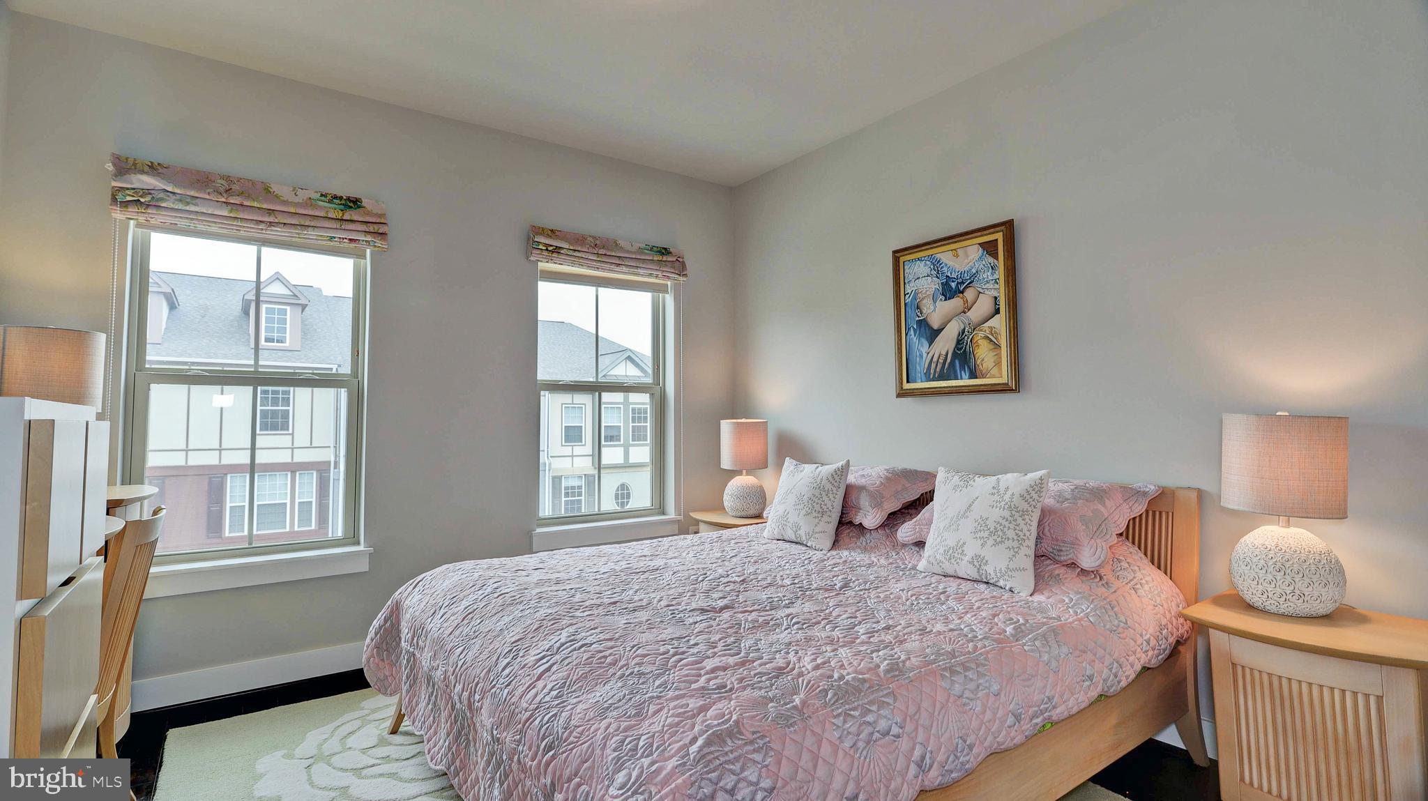 CREST OF ALEXANDRIA - Residential