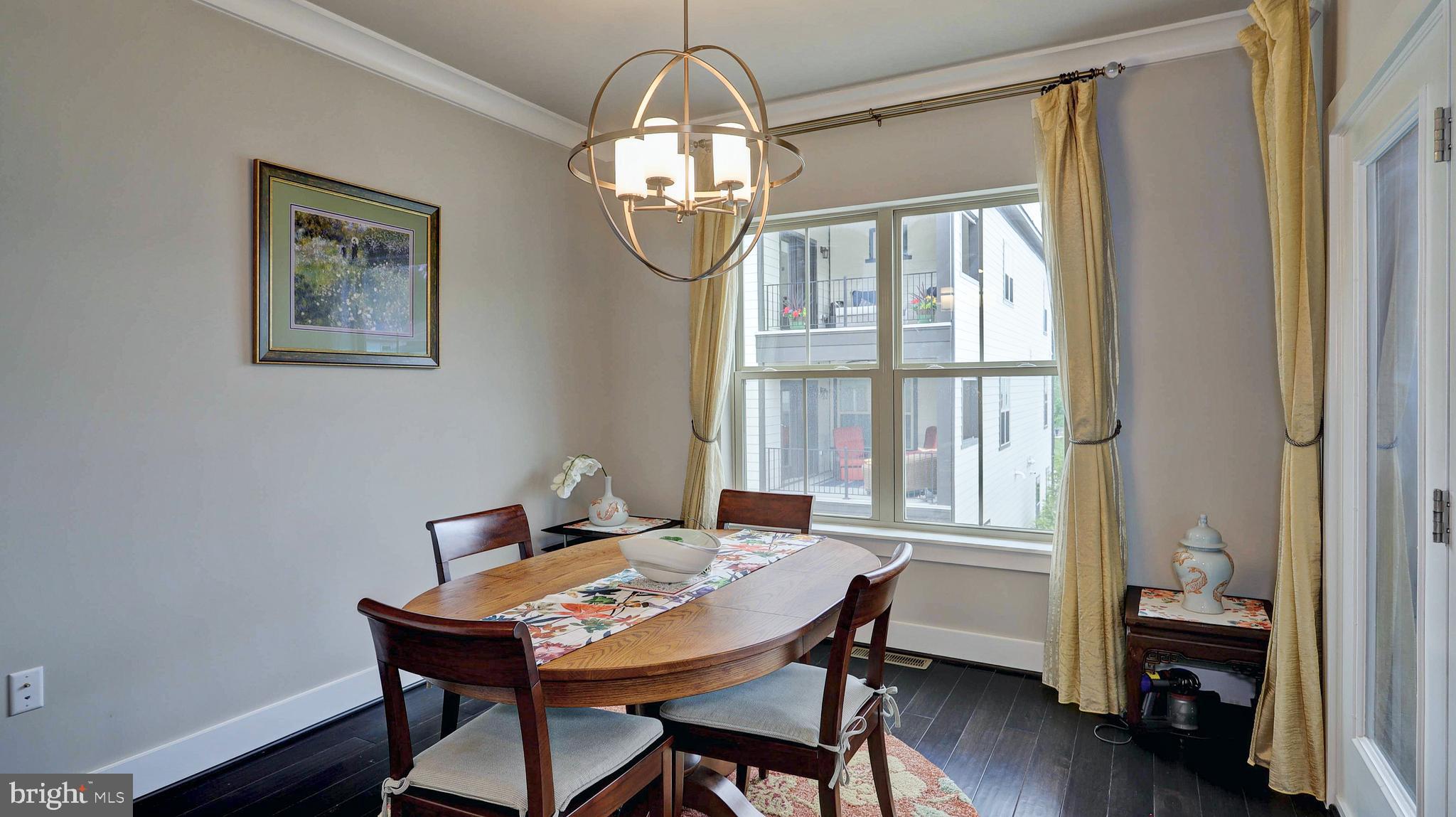 CREST OF ALEXANDRIA - Residential