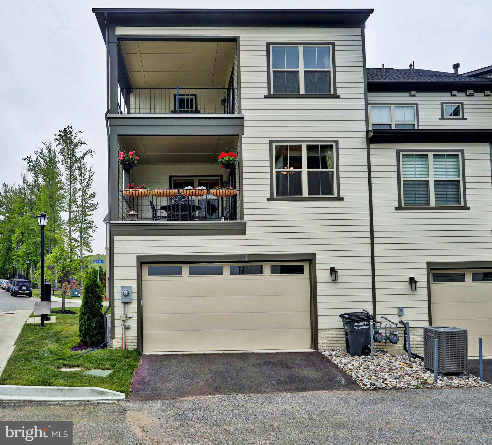 CREST OF ALEXANDRIA - Residential