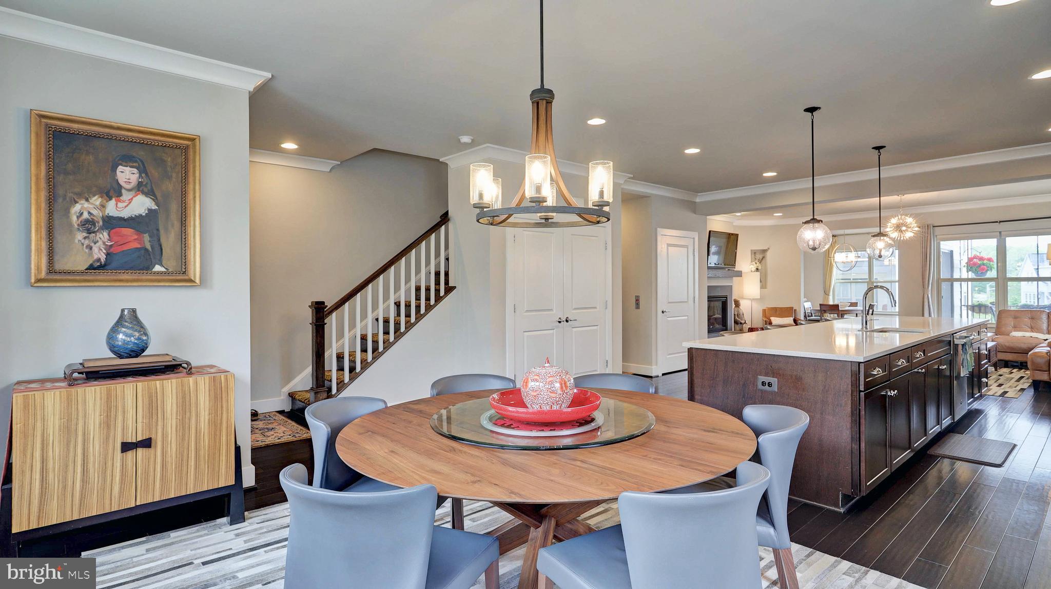 CREST OF ALEXANDRIA - Residential