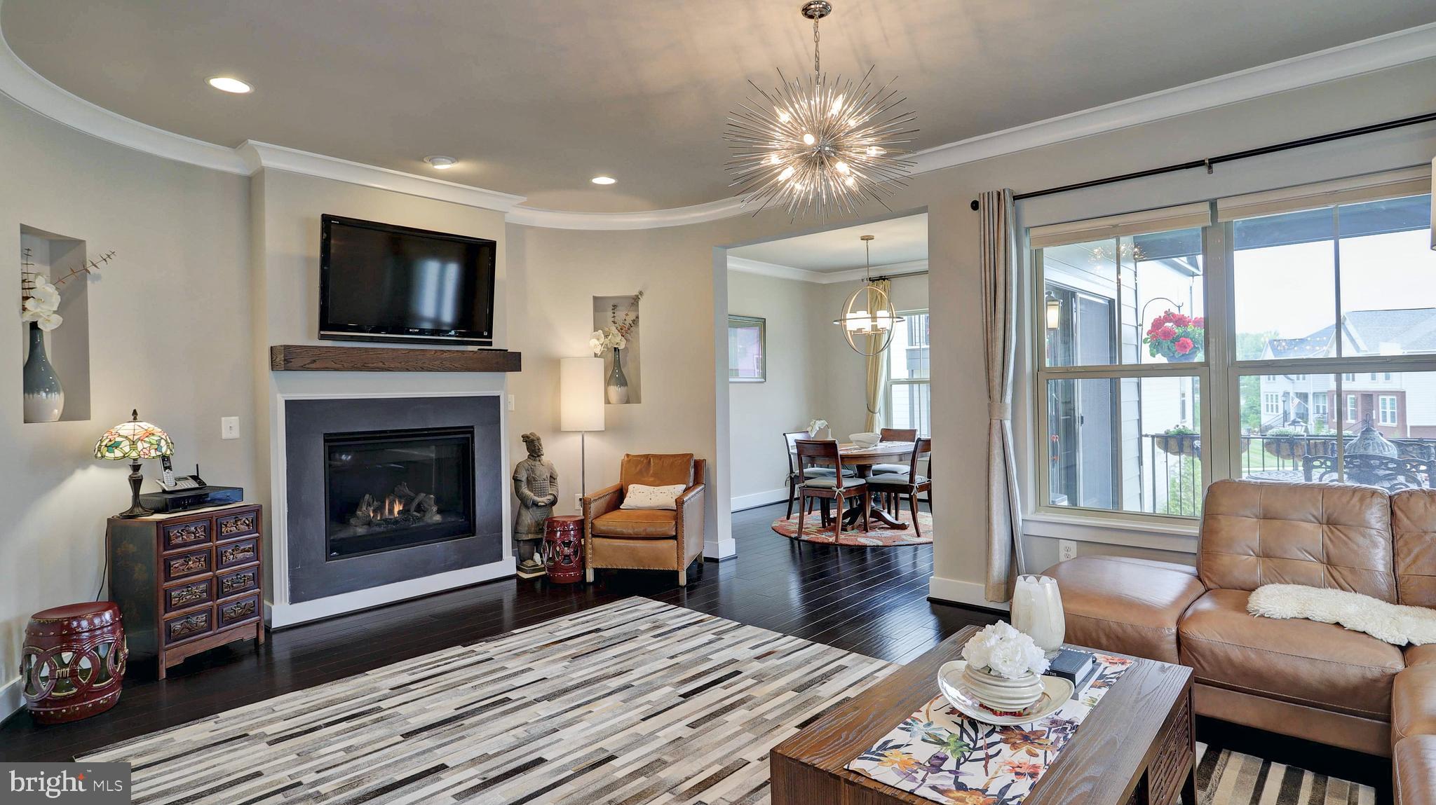 CREST OF ALEXANDRIA - Residential