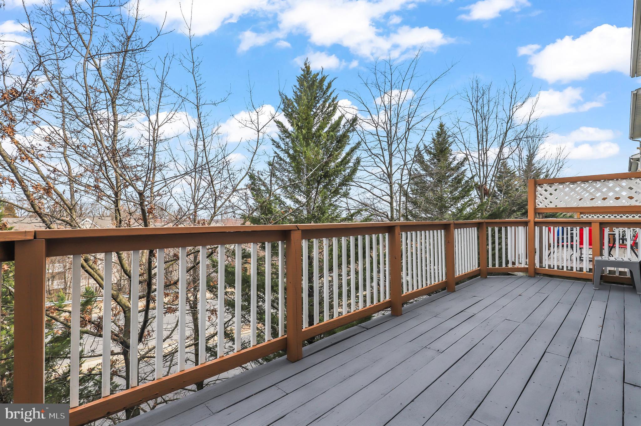 THE COMMONS ON WILLIAM SQUARE - Residential Lease