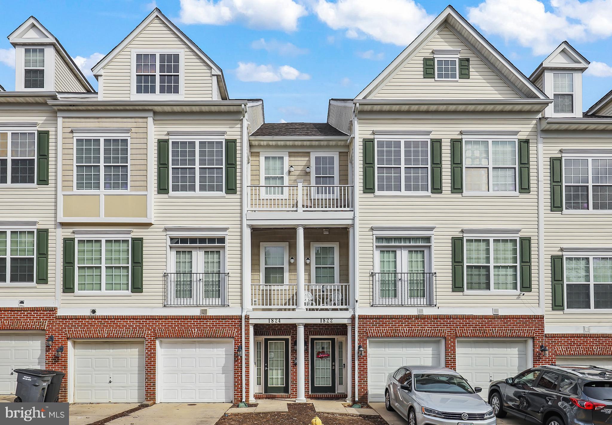 THE COMMONS ON WILLIAM SQUARE - Residential Lease