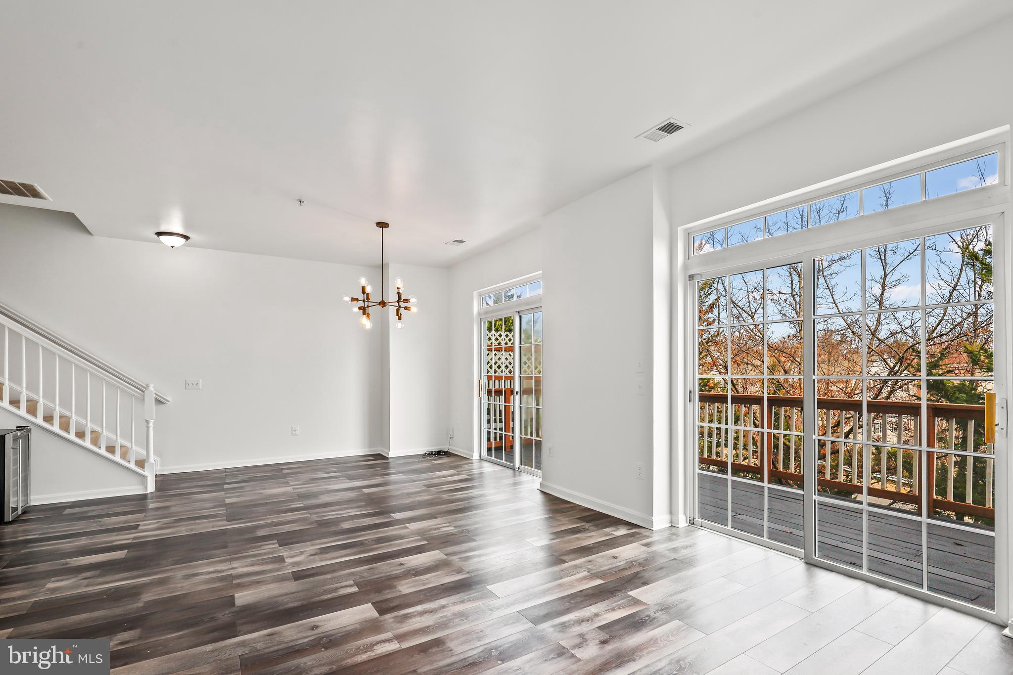 THE COMMONS ON WILLIAM SQUARE - Residential Lease