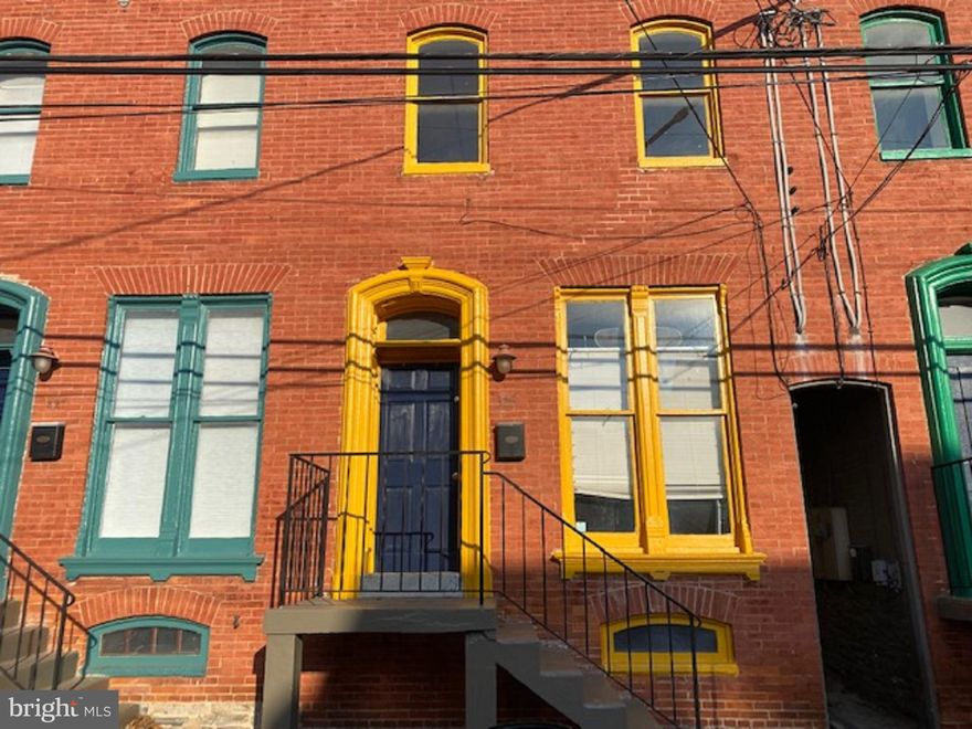 Opportunity to lease this one bedroom, one bath freshly painted and partially remodeled apartment in the heart of Downtown Frederick, with free parking! This Historic second floor apartment has completely refinished hardwood floors, new laminate floors in the large eat-in kitchen and a new stove and microwave. Excellent location, surrounded by copious amenities such as dining, specialty retail and banking within walking distance.  Move in ready condition. Approximately 700± SF.  Offered at $1,400 monthly plus electric. Minimum credit score of 630 renters insurance is required. Parking available behind the building.