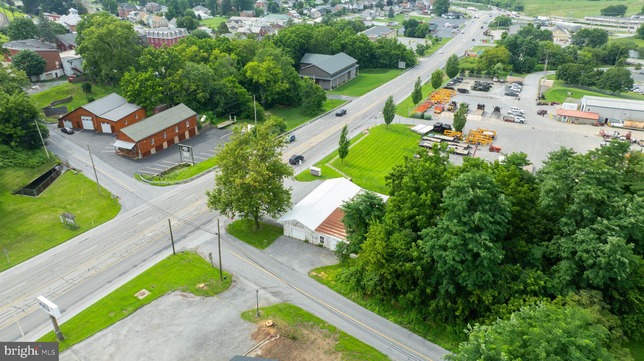 835 ROUTE 41