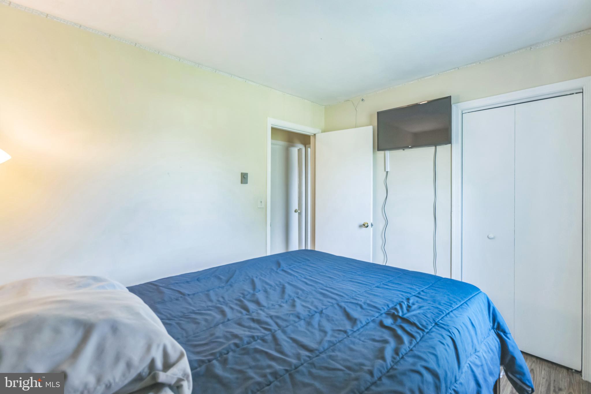 OVERBROOK MANOR - Residential