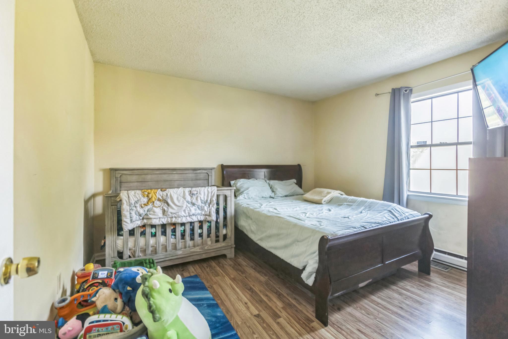 OVERBROOK MANOR - Residential