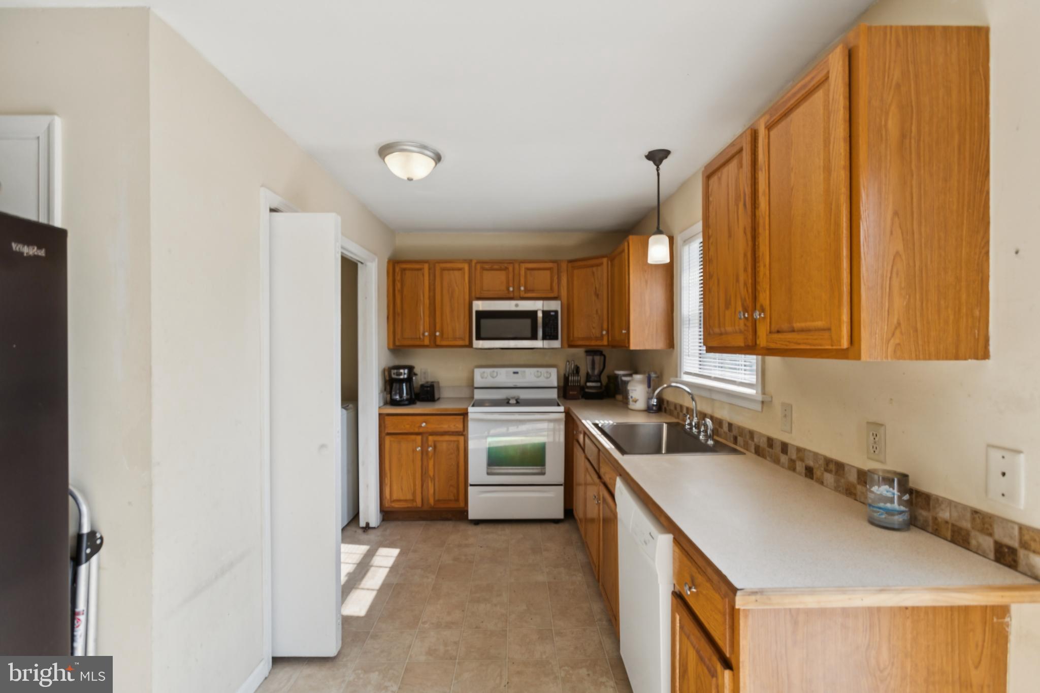 OVERBROOK MANOR - Residential