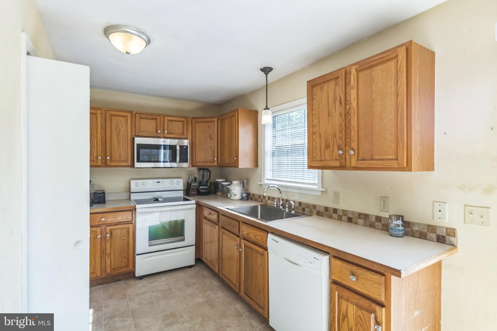 OVERBROOK MANOR - Residential