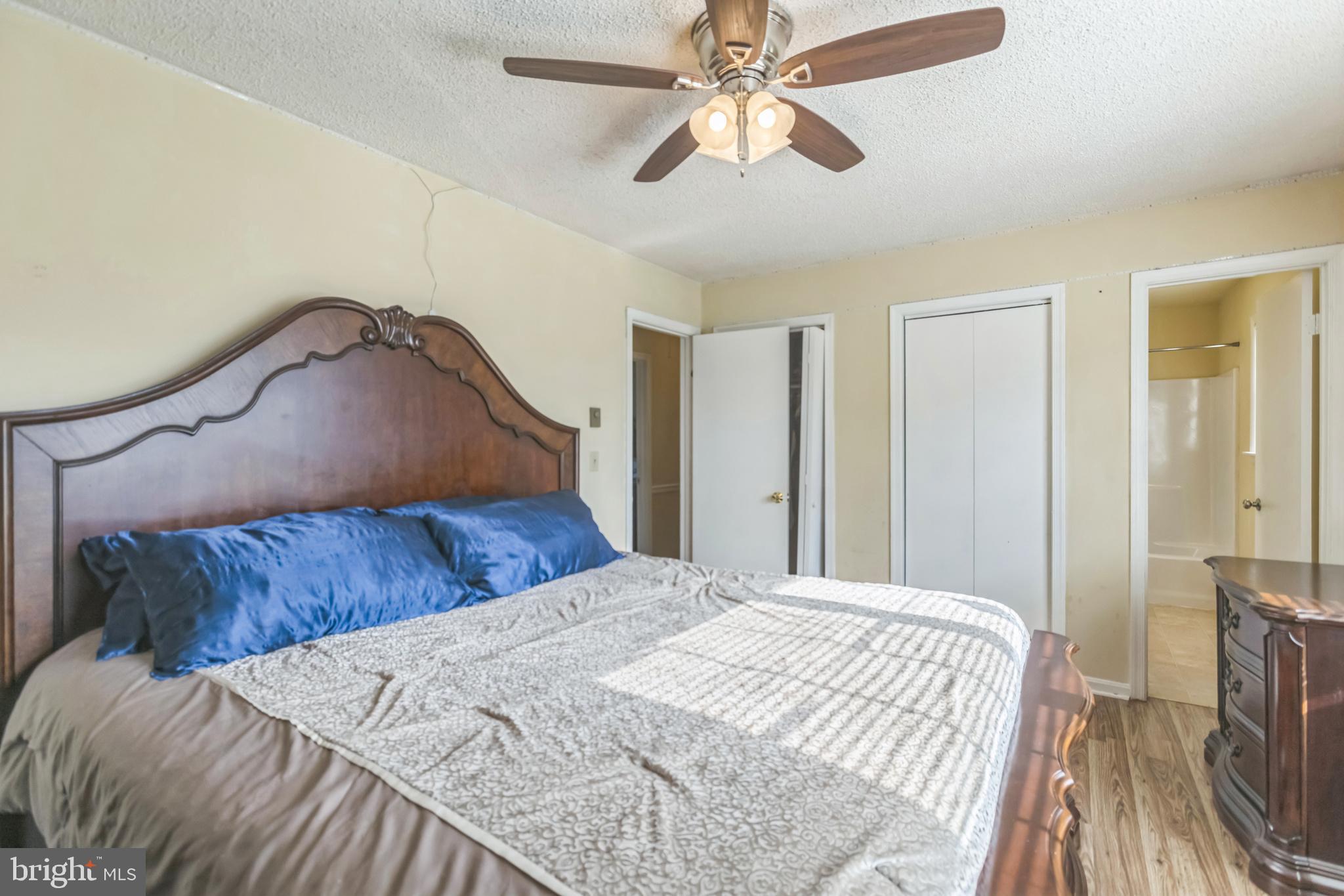 OVERBROOK MANOR - Residential