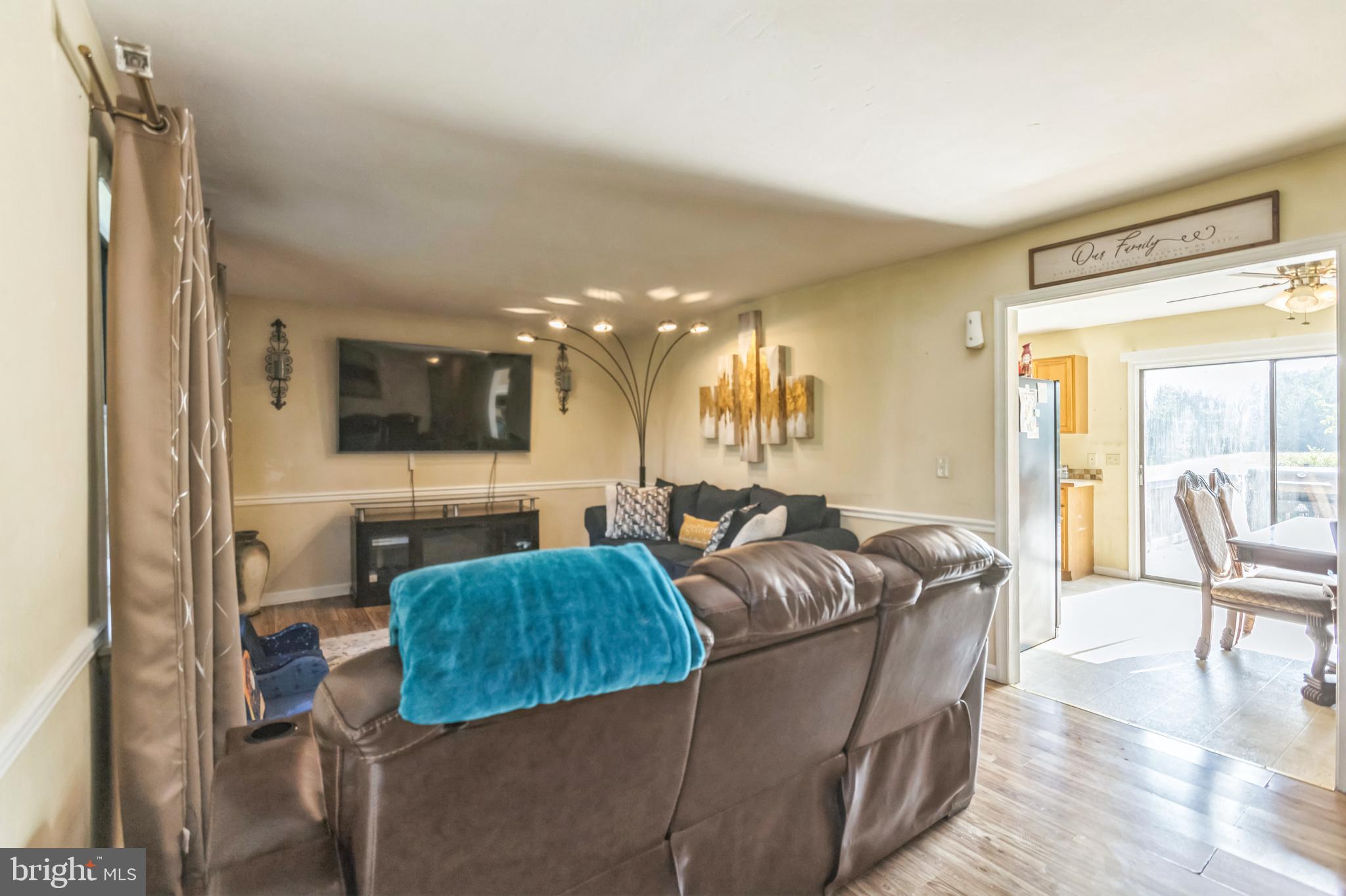 OVERBROOK MANOR - Residential