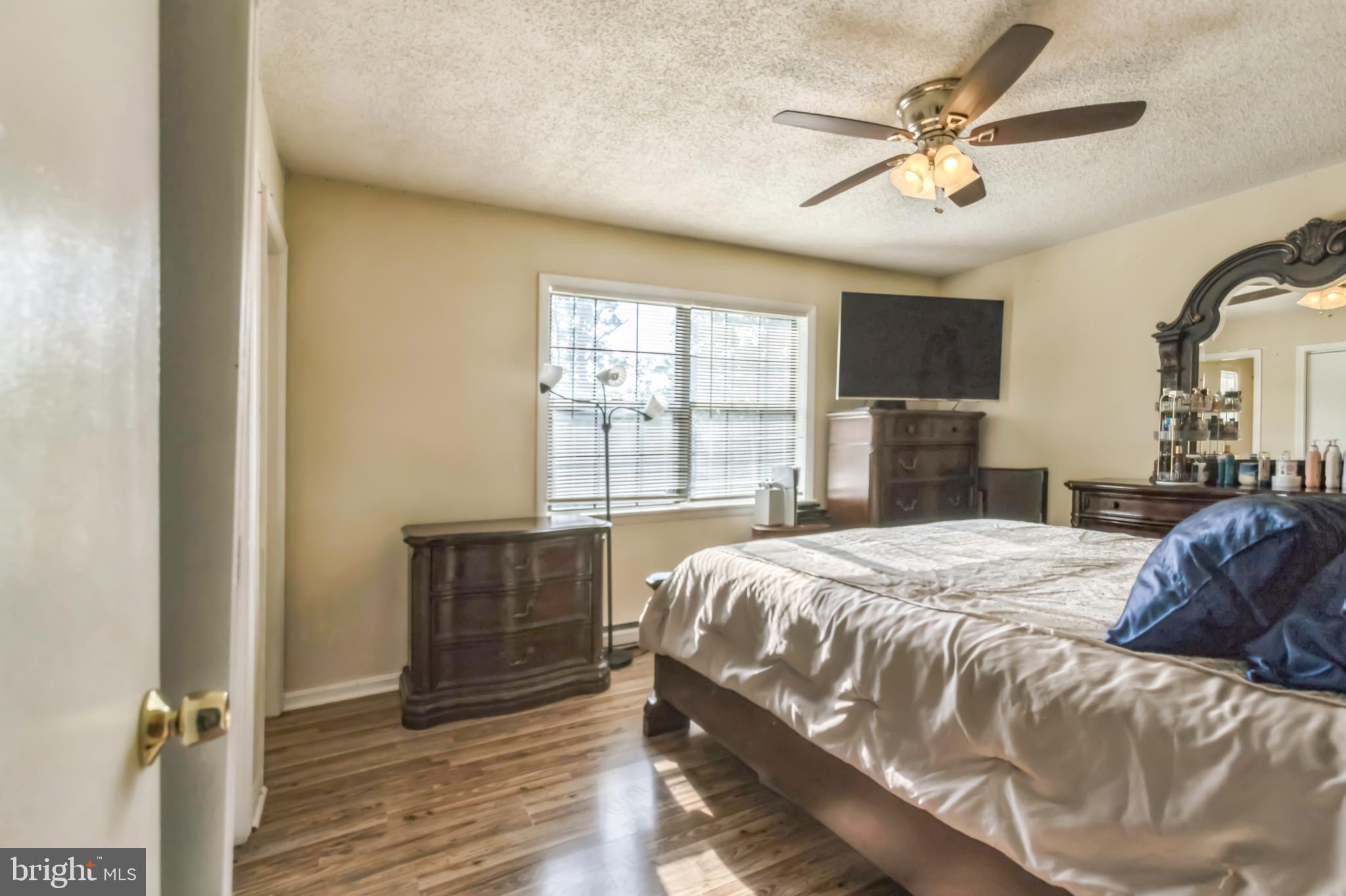 OVERBROOK MANOR - Residential