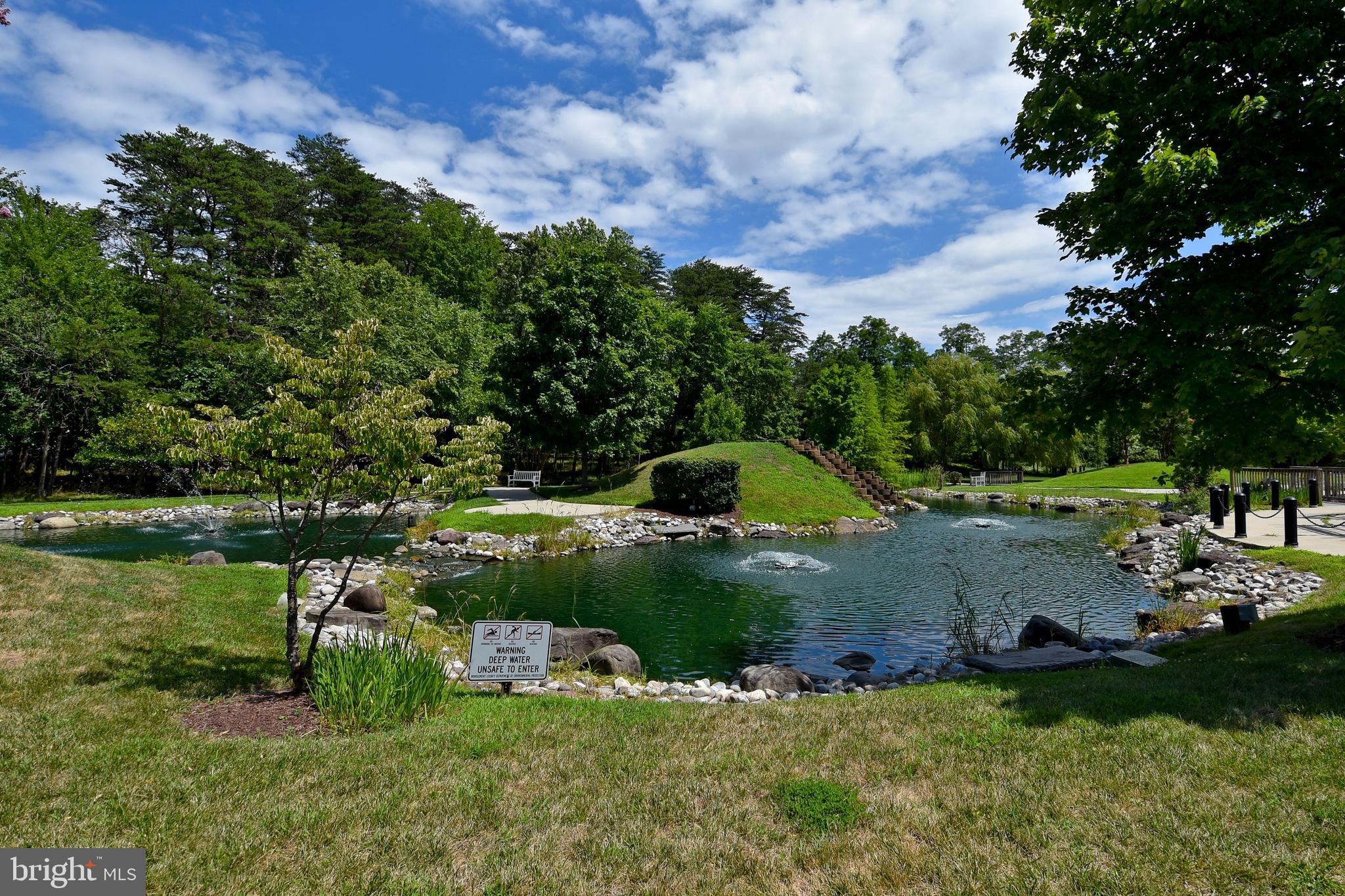 OVERLOOK AT LEISURE WORLD - Residential