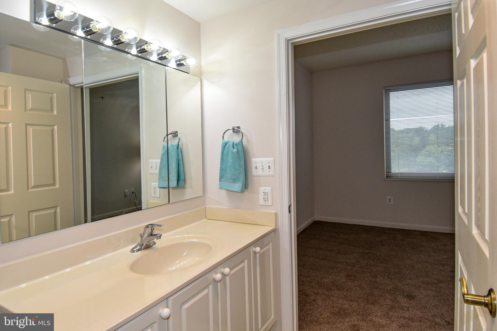 OVERLOOK AT LEISURE WORLD - Residential