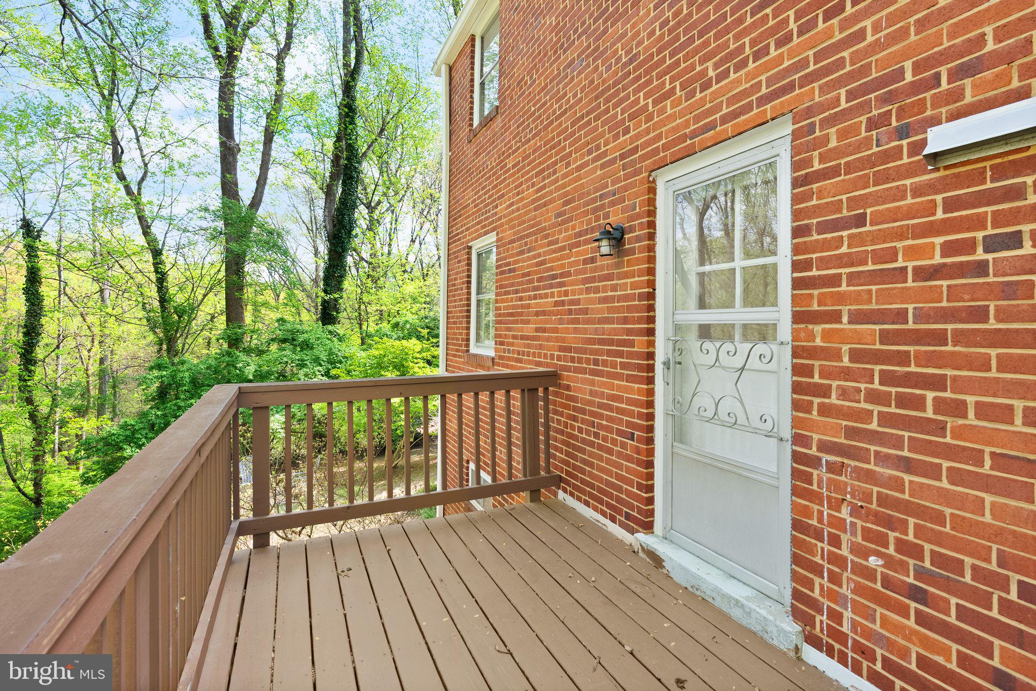 BROYHILL CREST - Residential