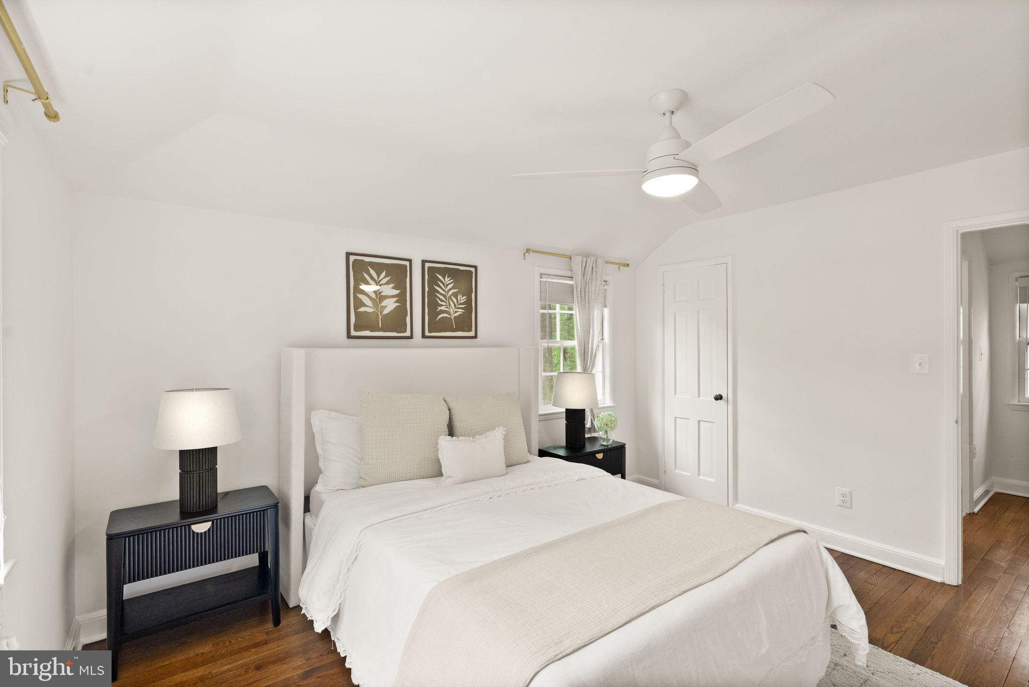 BROYHILL CREST - Residential