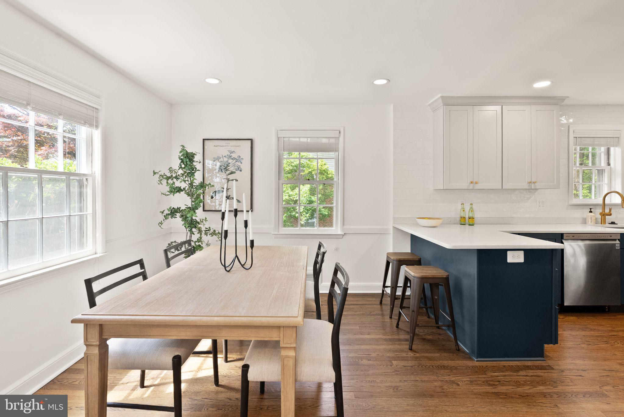 BROYHILL CREST - Residential