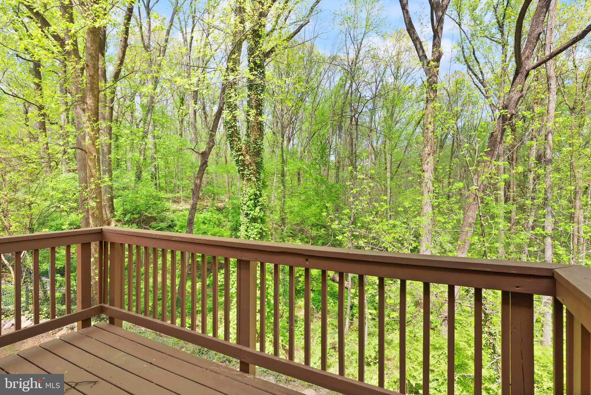 BROYHILL CREST - Residential