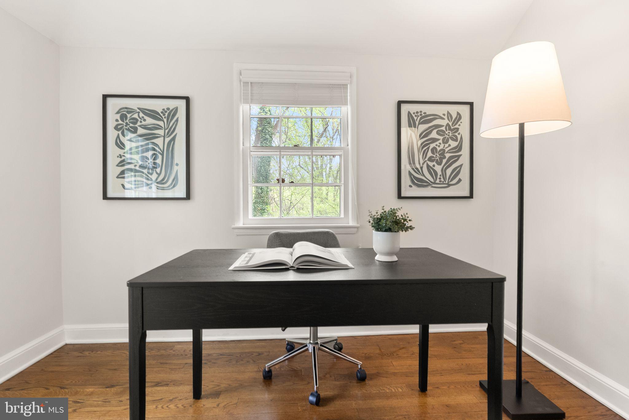 BROYHILL CREST - Residential