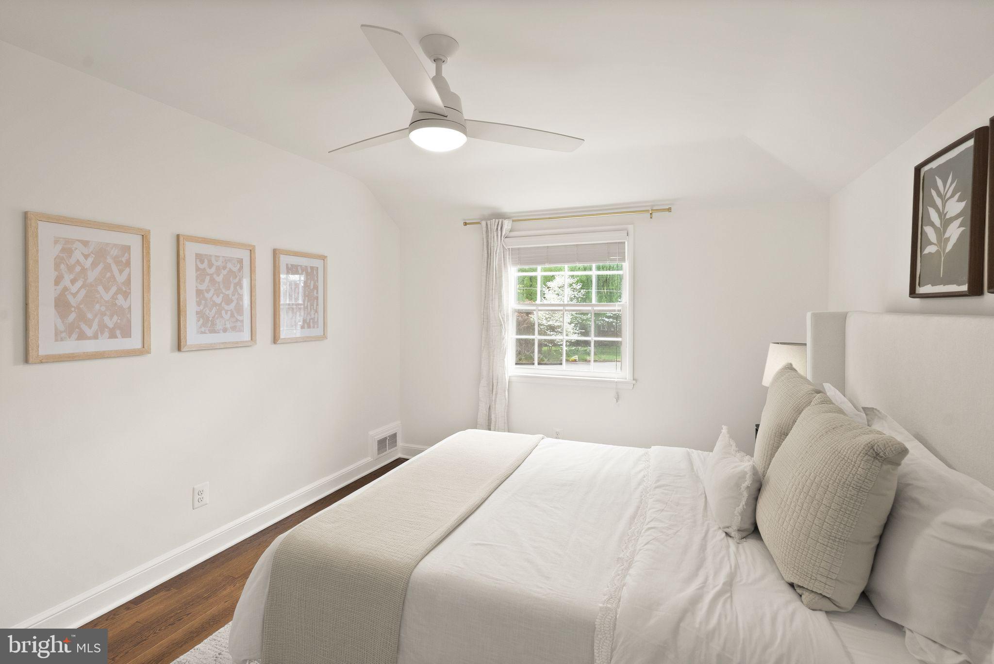 BROYHILL CREST - Residential