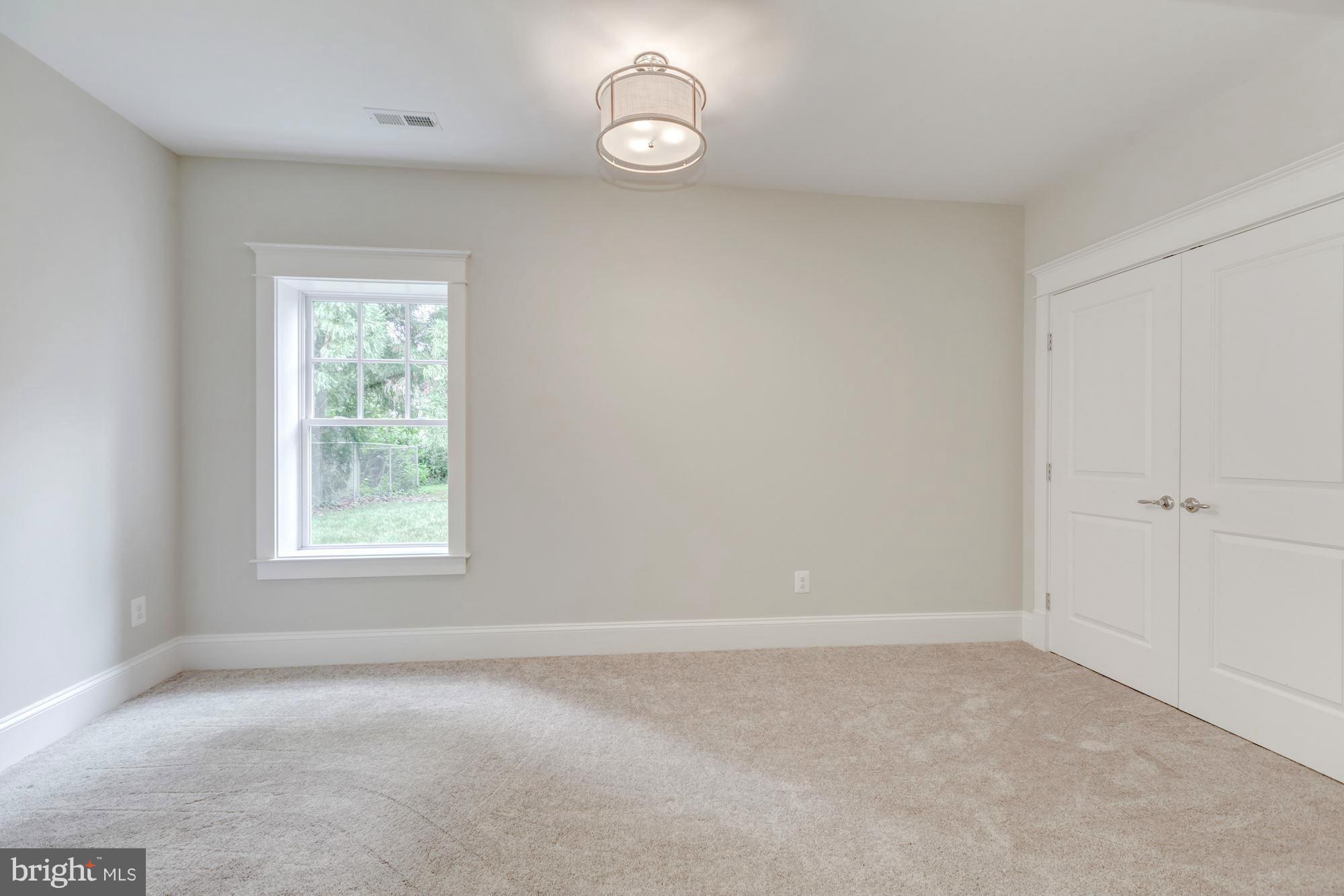 CHESTERBROOK WOODS - Residential