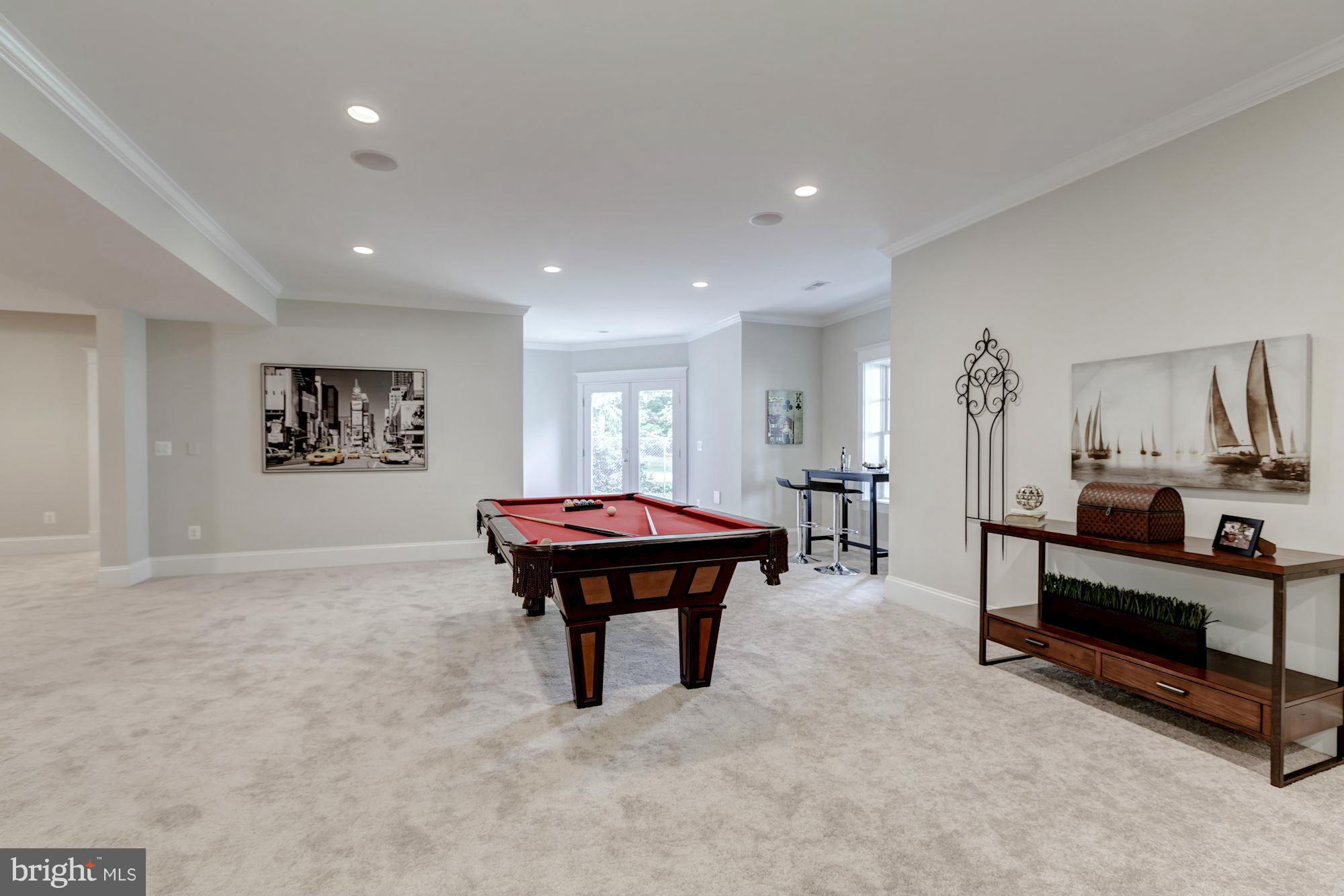 CHESTERBROOK WOODS - Residential