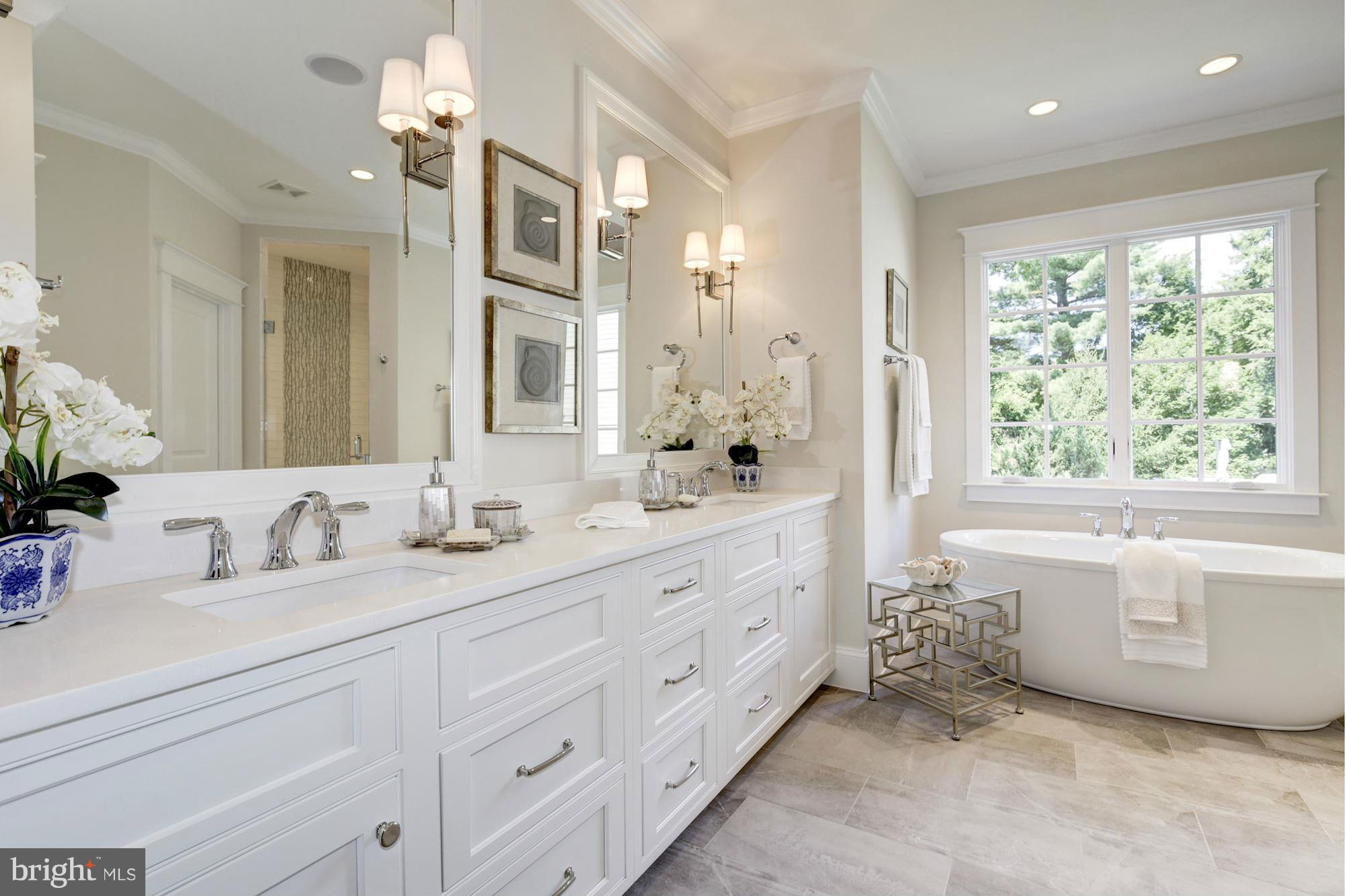 CHESTERBROOK WOODS - Residential