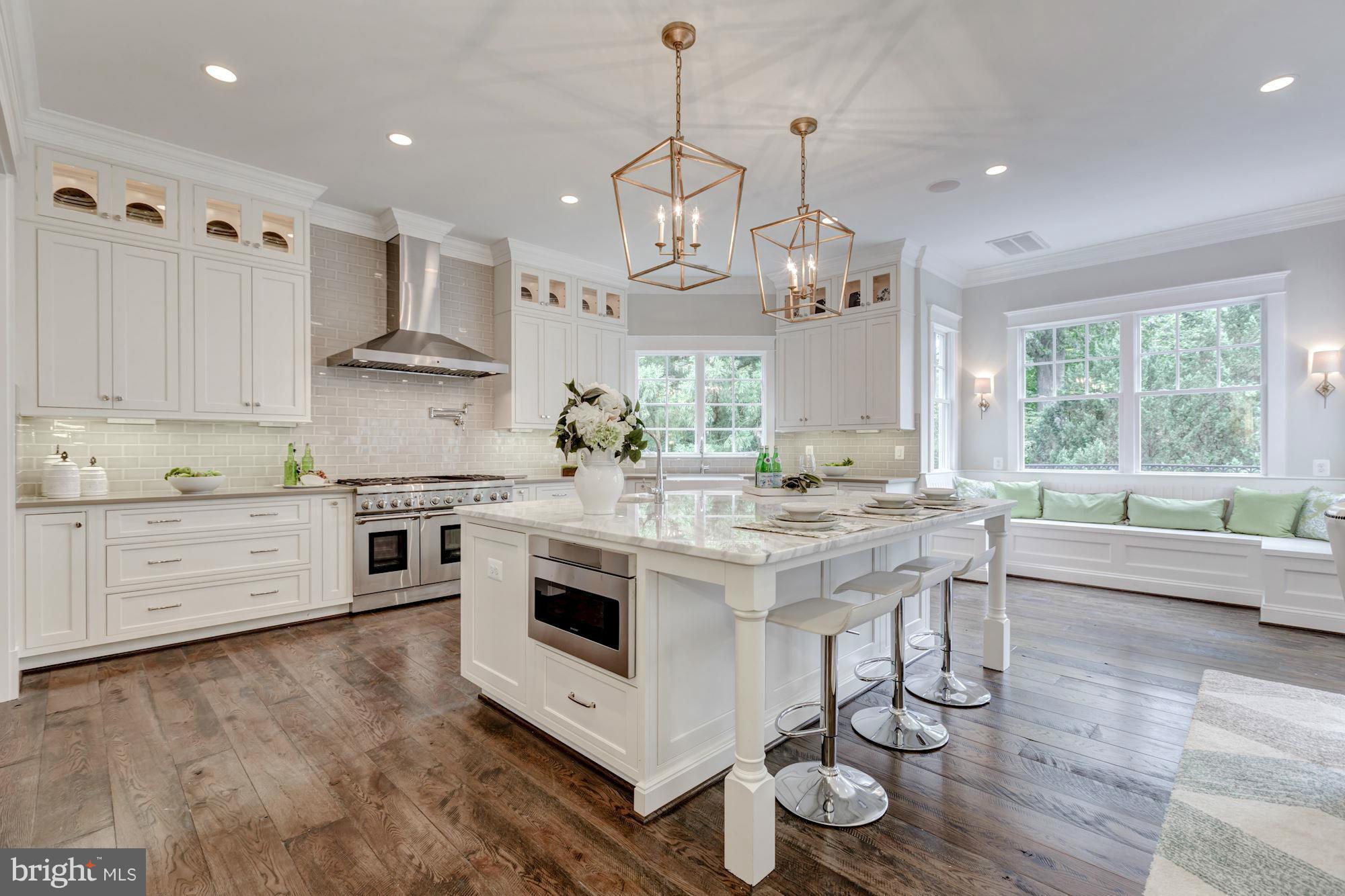 CHESTERBROOK WOODS - Residential