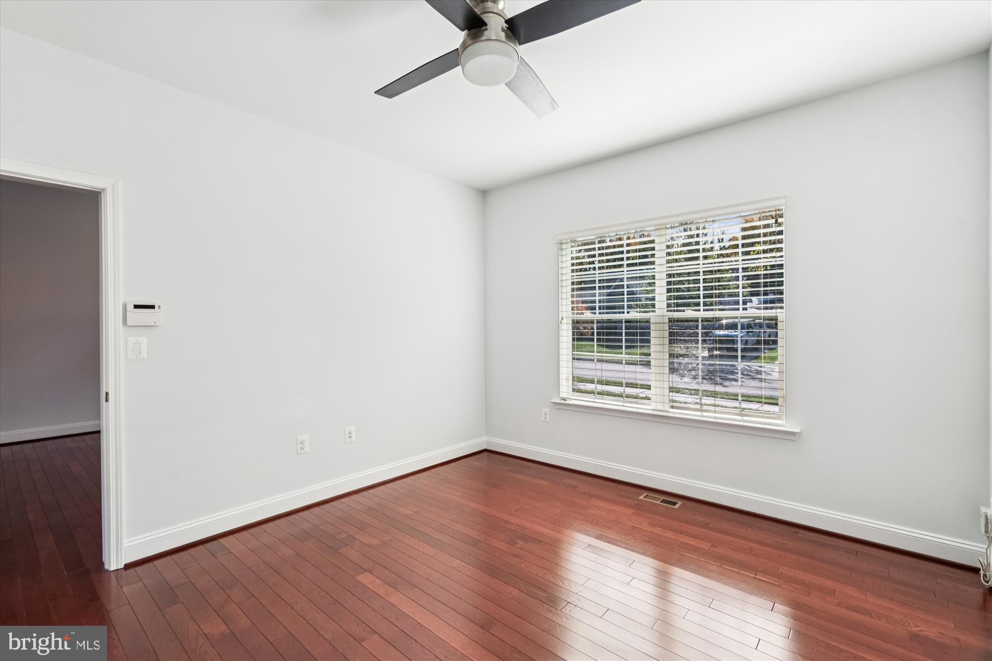 RIVERDALE HEIGHTS - Residential