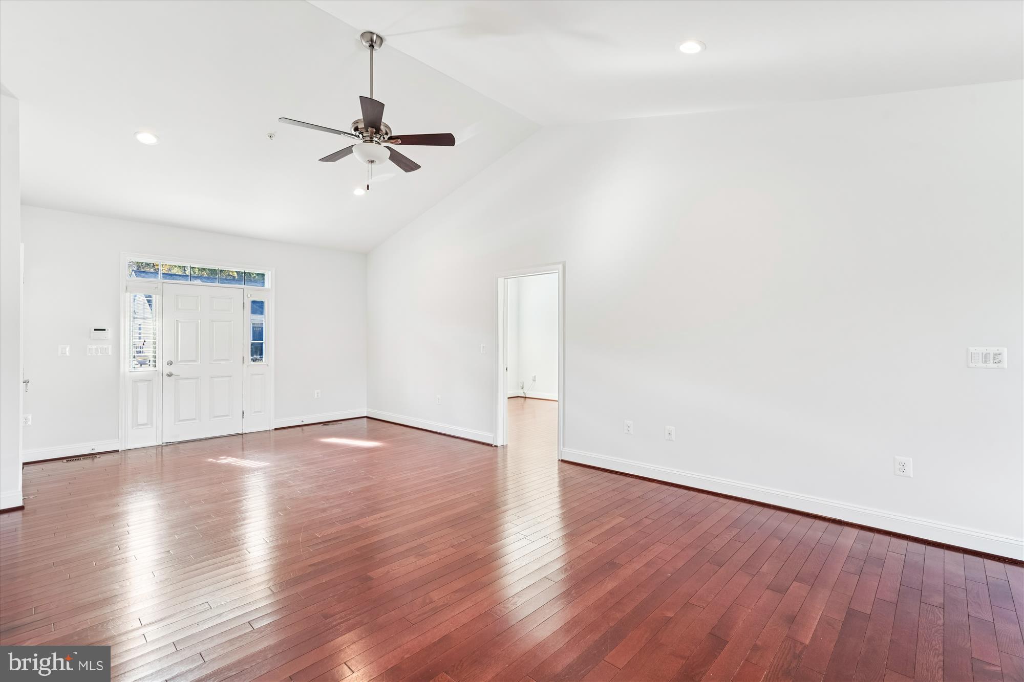 RIVERDALE HEIGHTS - Residential