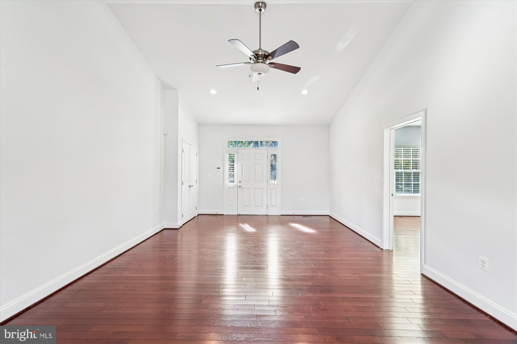 RIVERDALE HEIGHTS - Residential