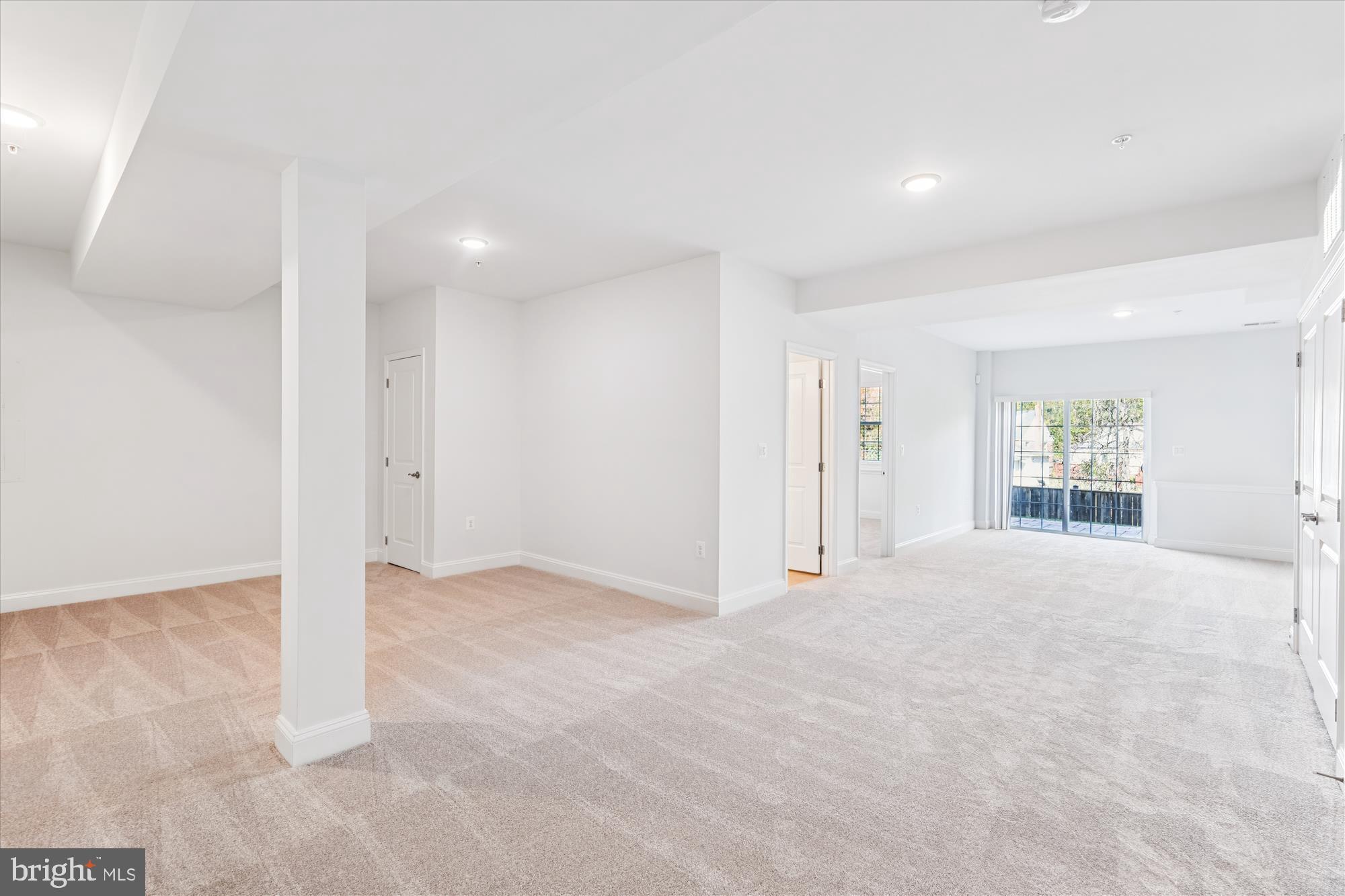 RIVERDALE HEIGHTS - Residential