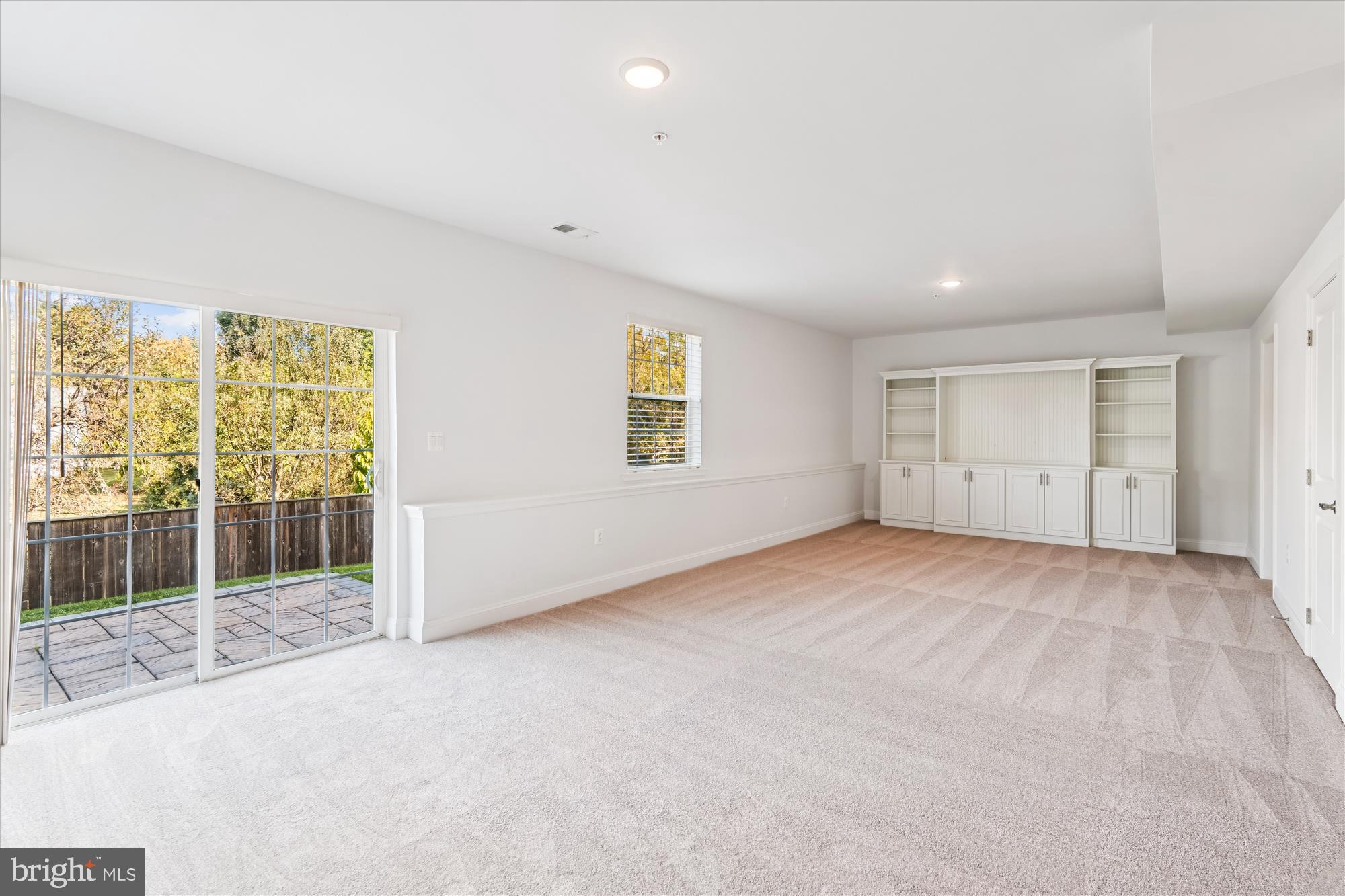 RIVERDALE HEIGHTS - Residential