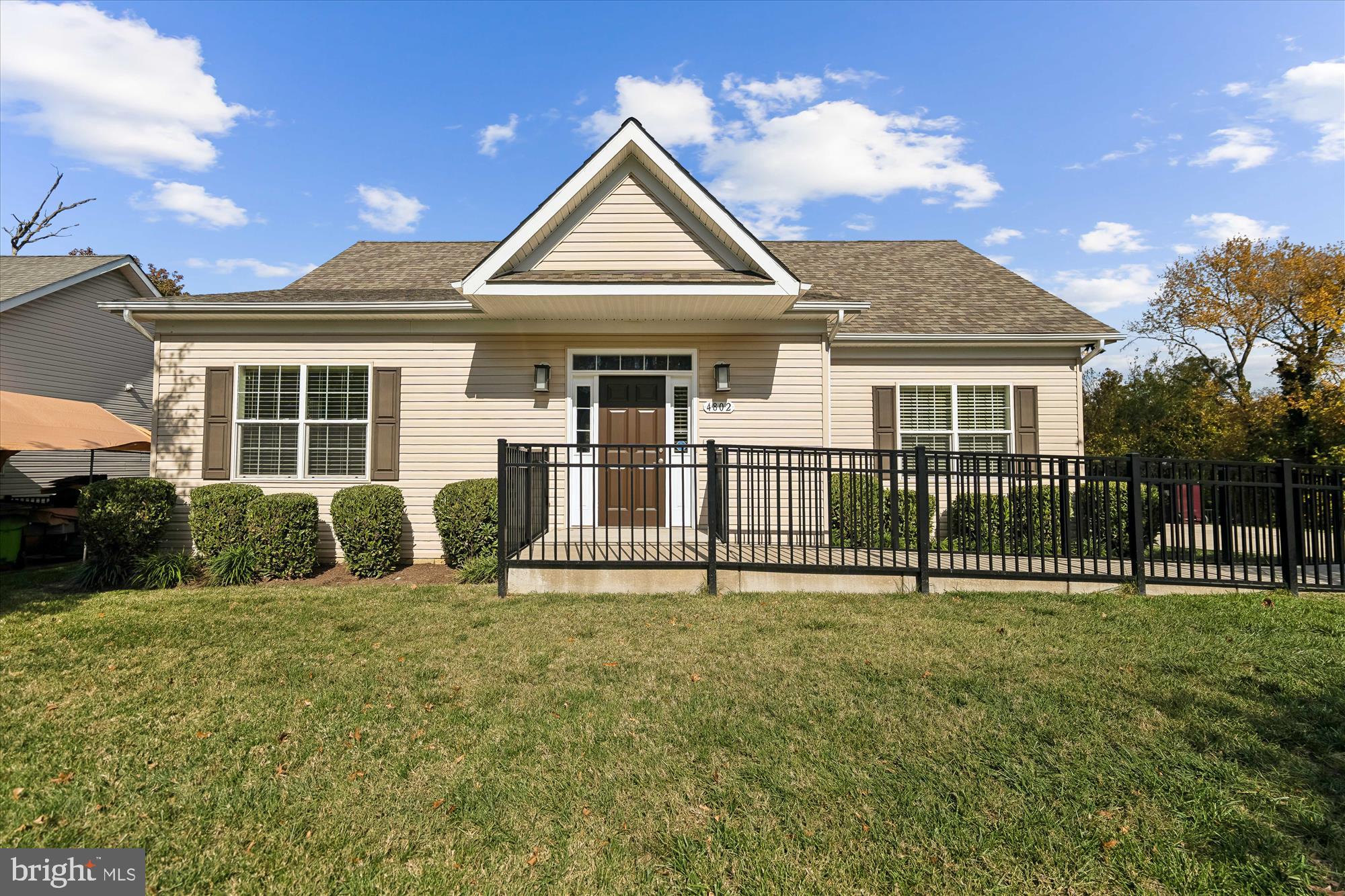 RIVERDALE HEIGHTS - Residential