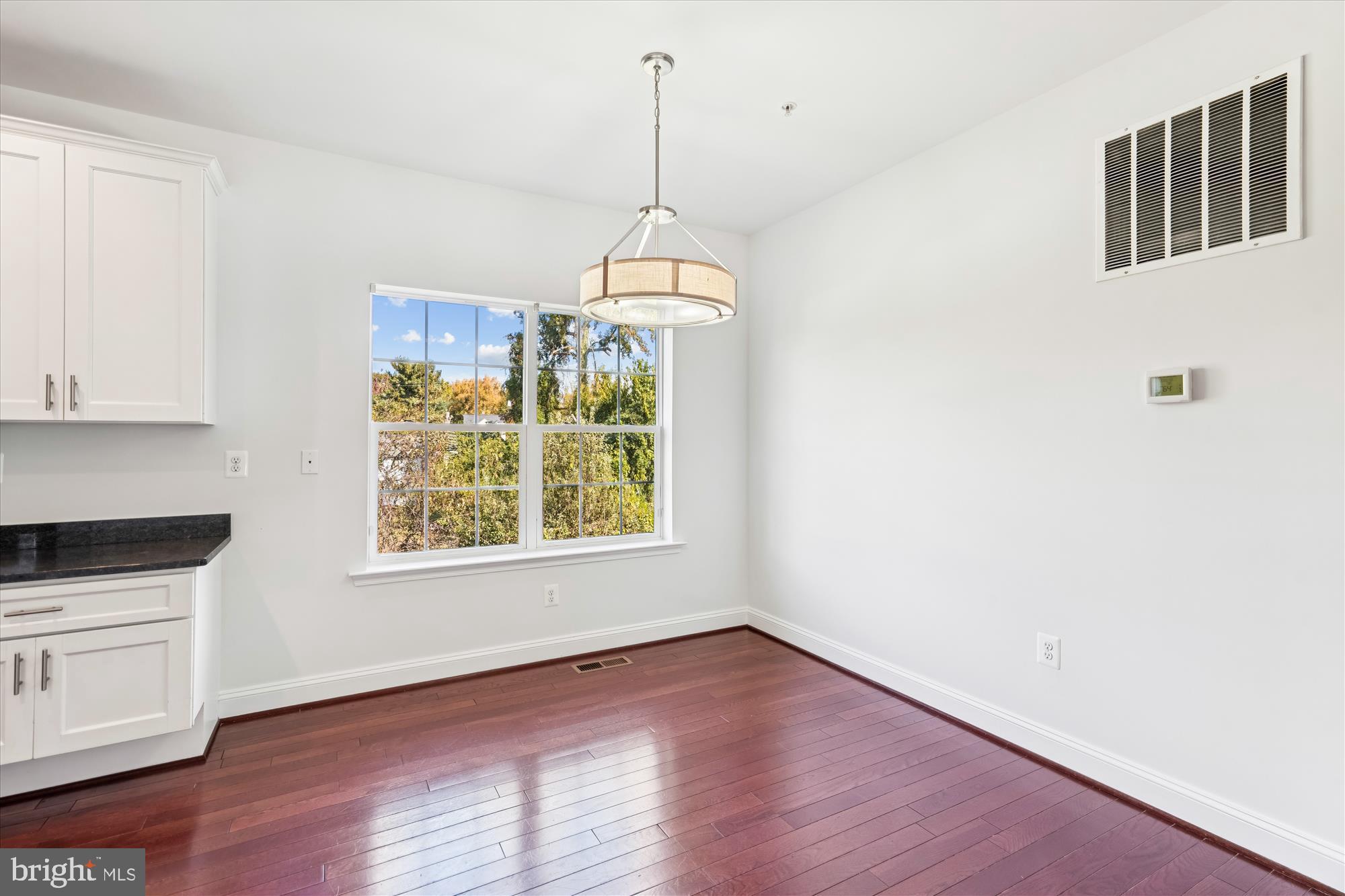 RIVERDALE HEIGHTS - Residential