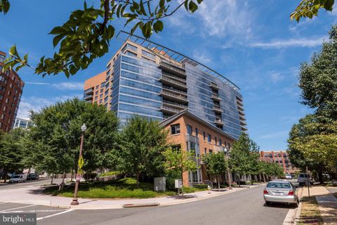 Condo For Rent - 2001 15th Street #1001<br/> ARLINGTON, VA 22201