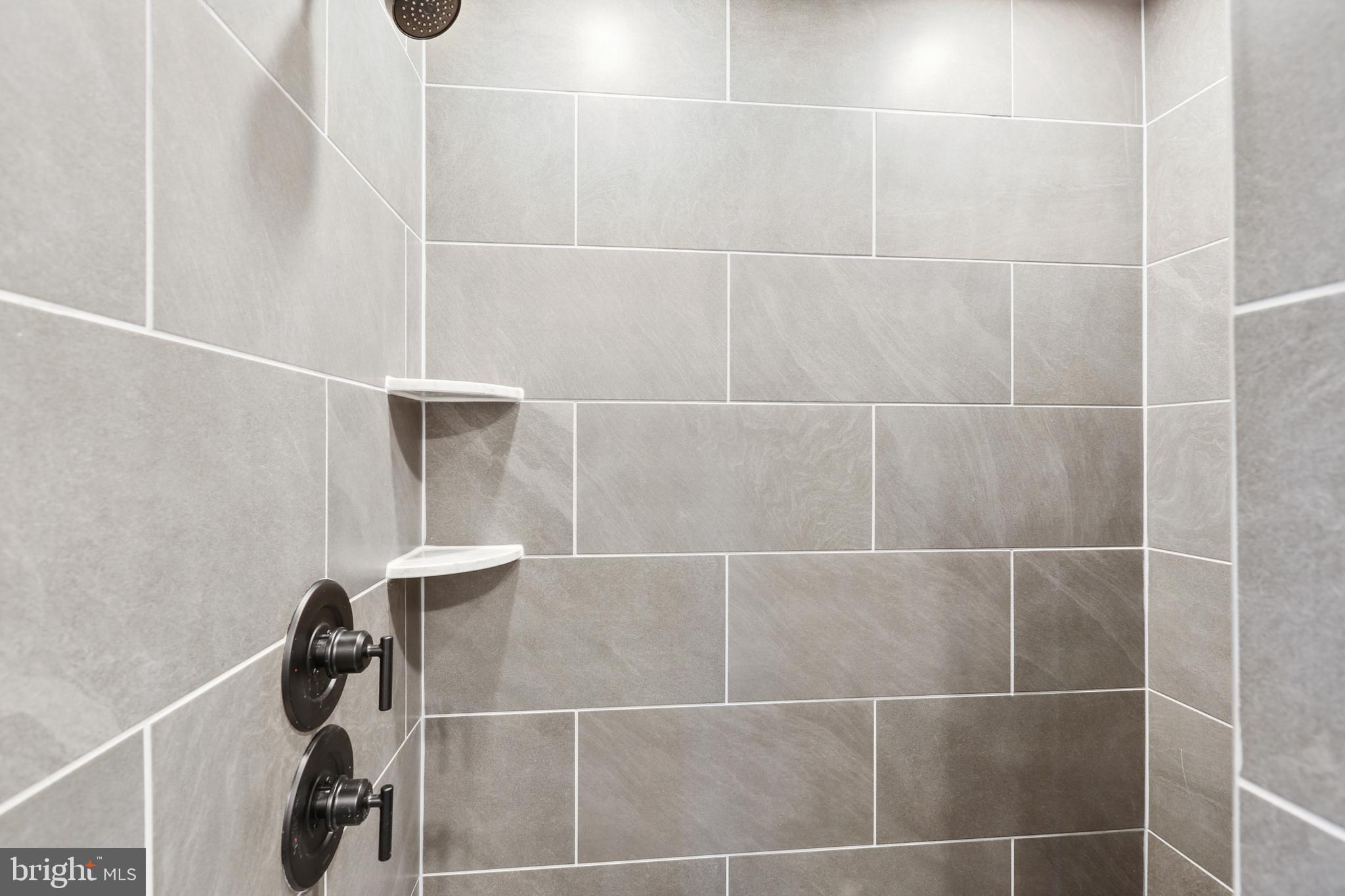 CANTON - Residential Lease