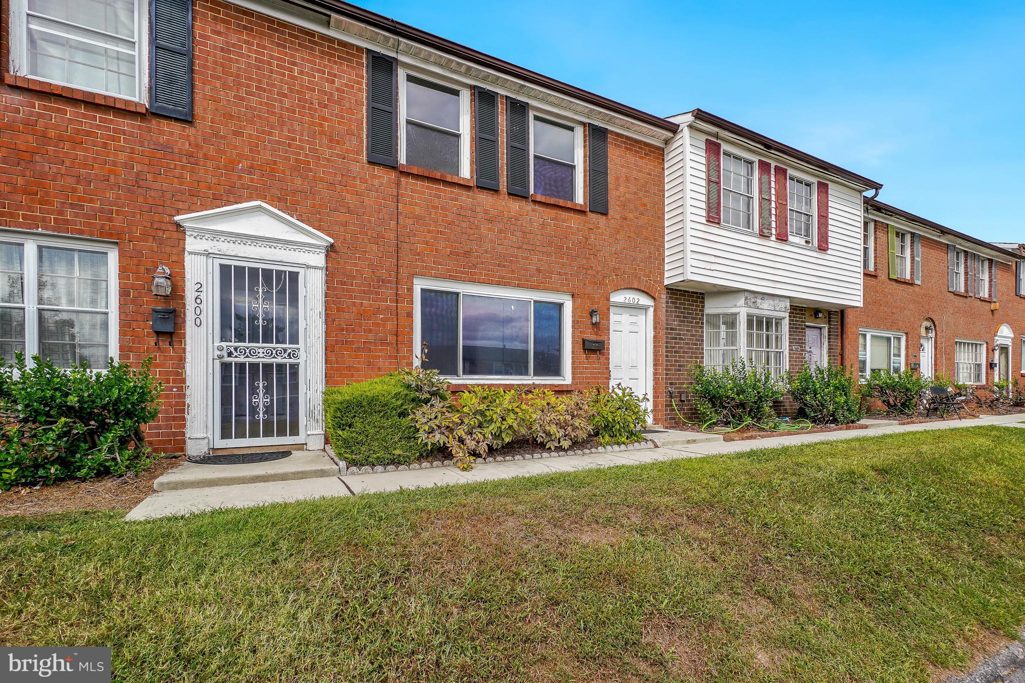 2602 HALLAM COURT 2602