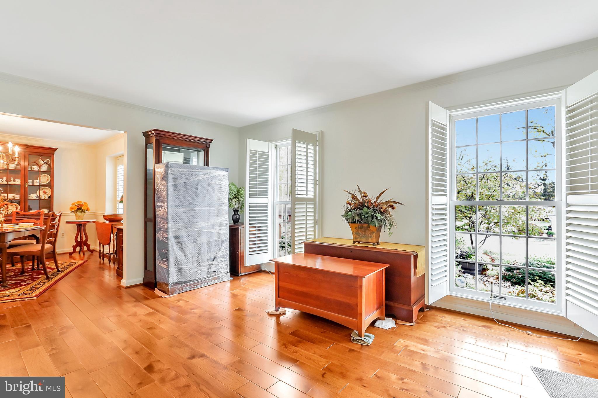 STONELEIGH - Residential