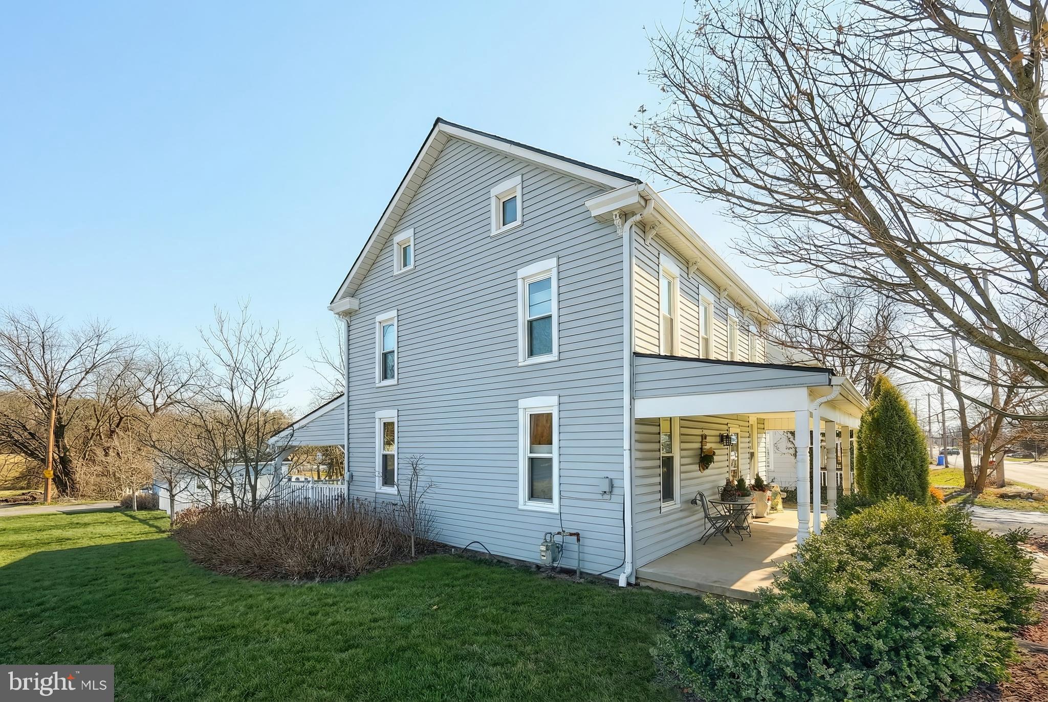 2009 N SHERMAN STREET