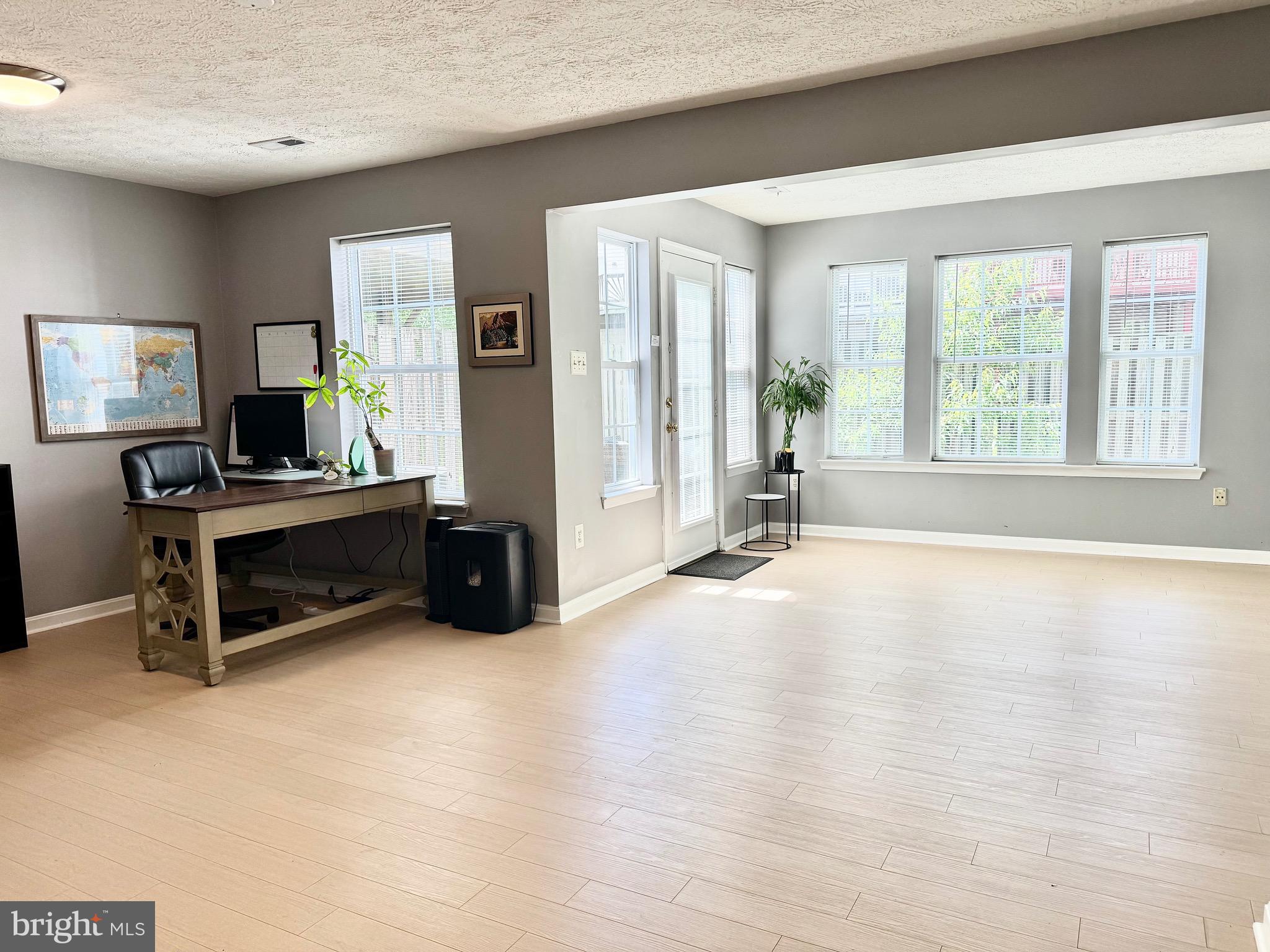 PIN OAK VILLAGE - Residential