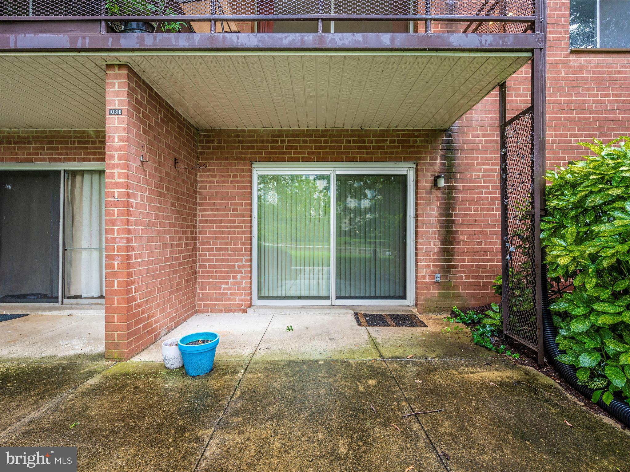 GROSVENOR PARK - Residential Lease