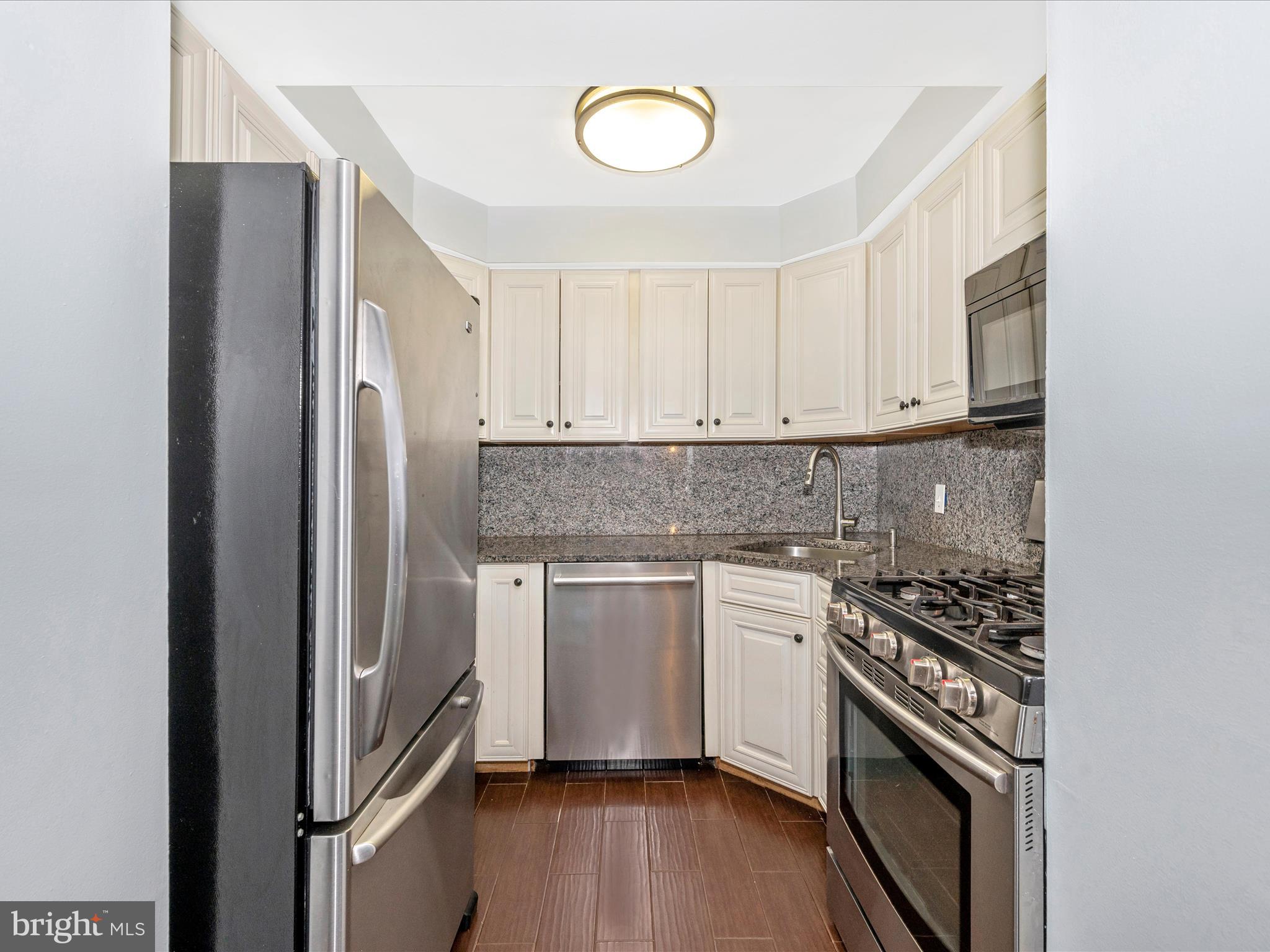 GROSVENOR PARK - Residential Lease