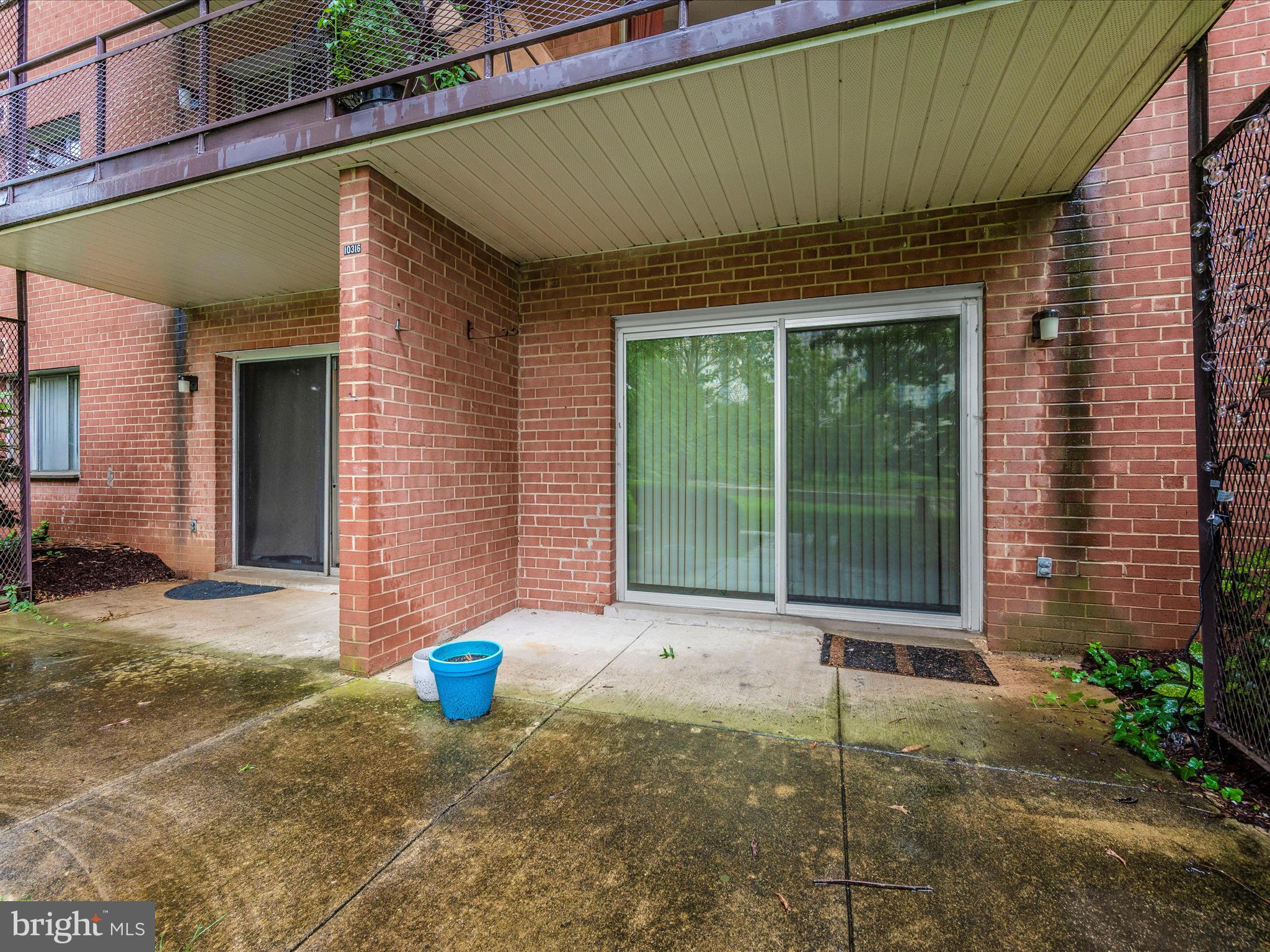 GROSVENOR PARK - Residential Lease