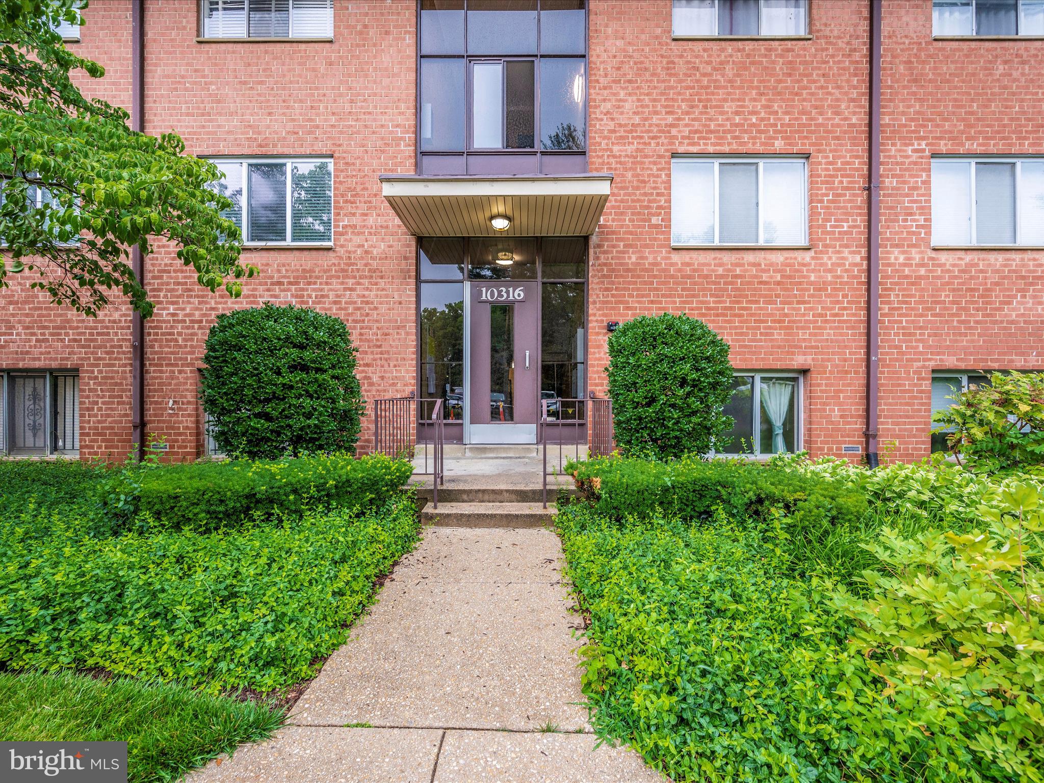 GROSVENOR PARK - Residential Lease